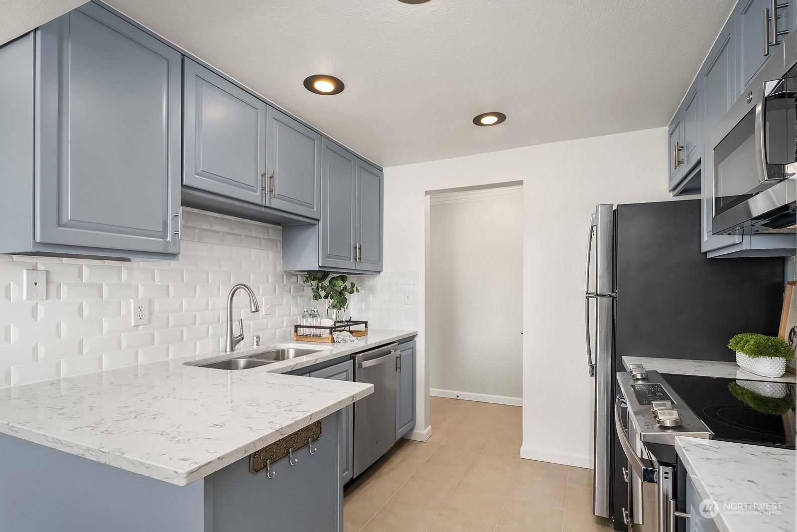 10104 NE 60th Street Unit: 120