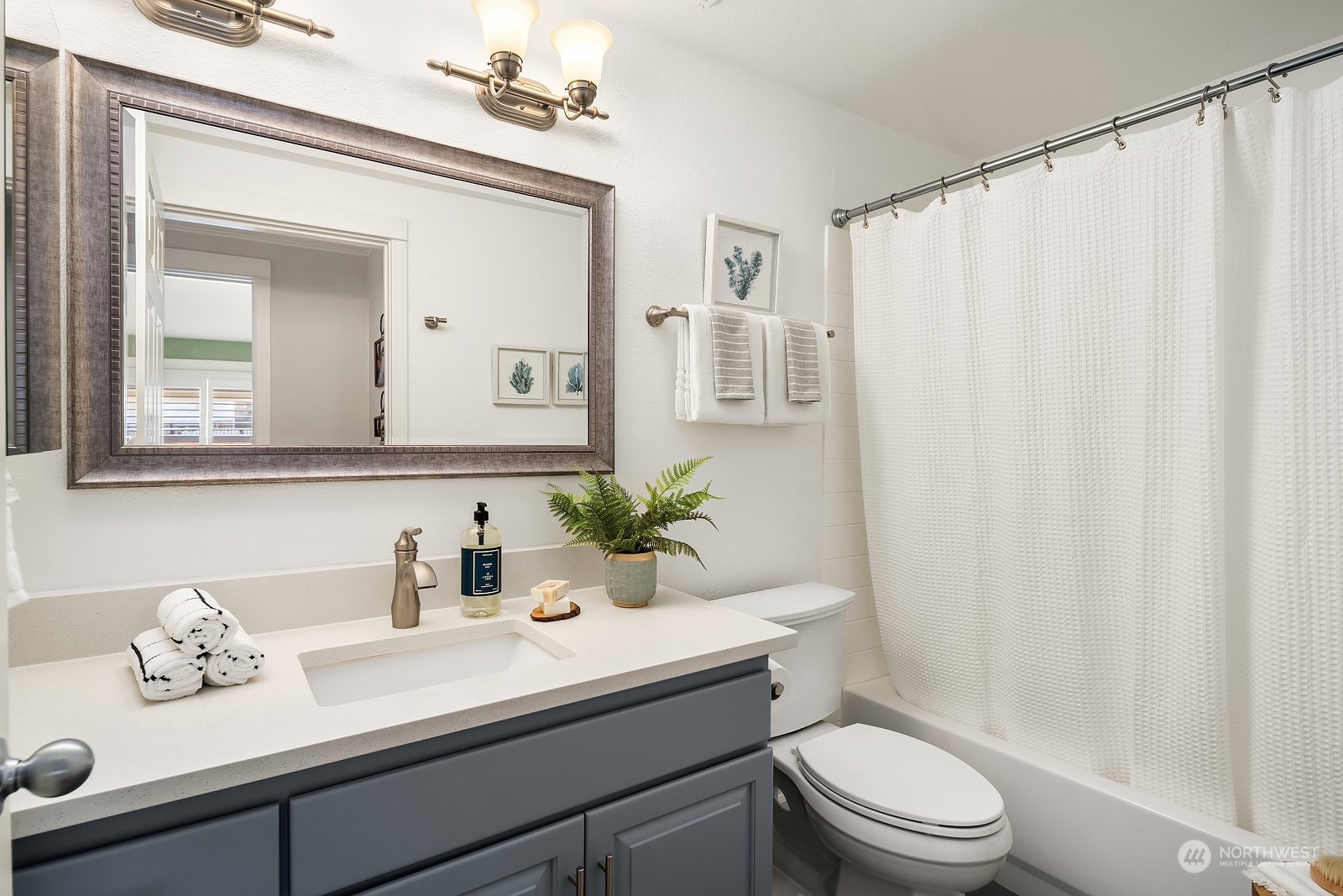 10104 NE 60th Street Unit: 120