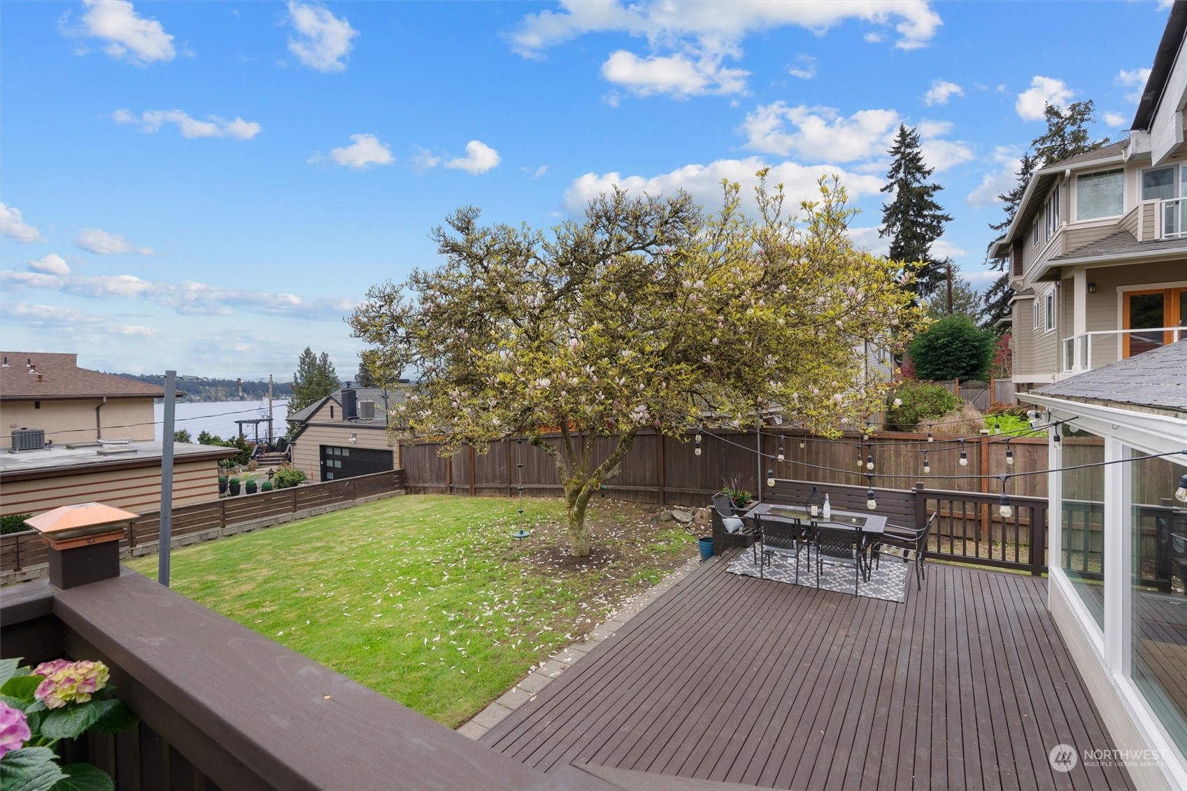 10510 Sand Point Way NE
