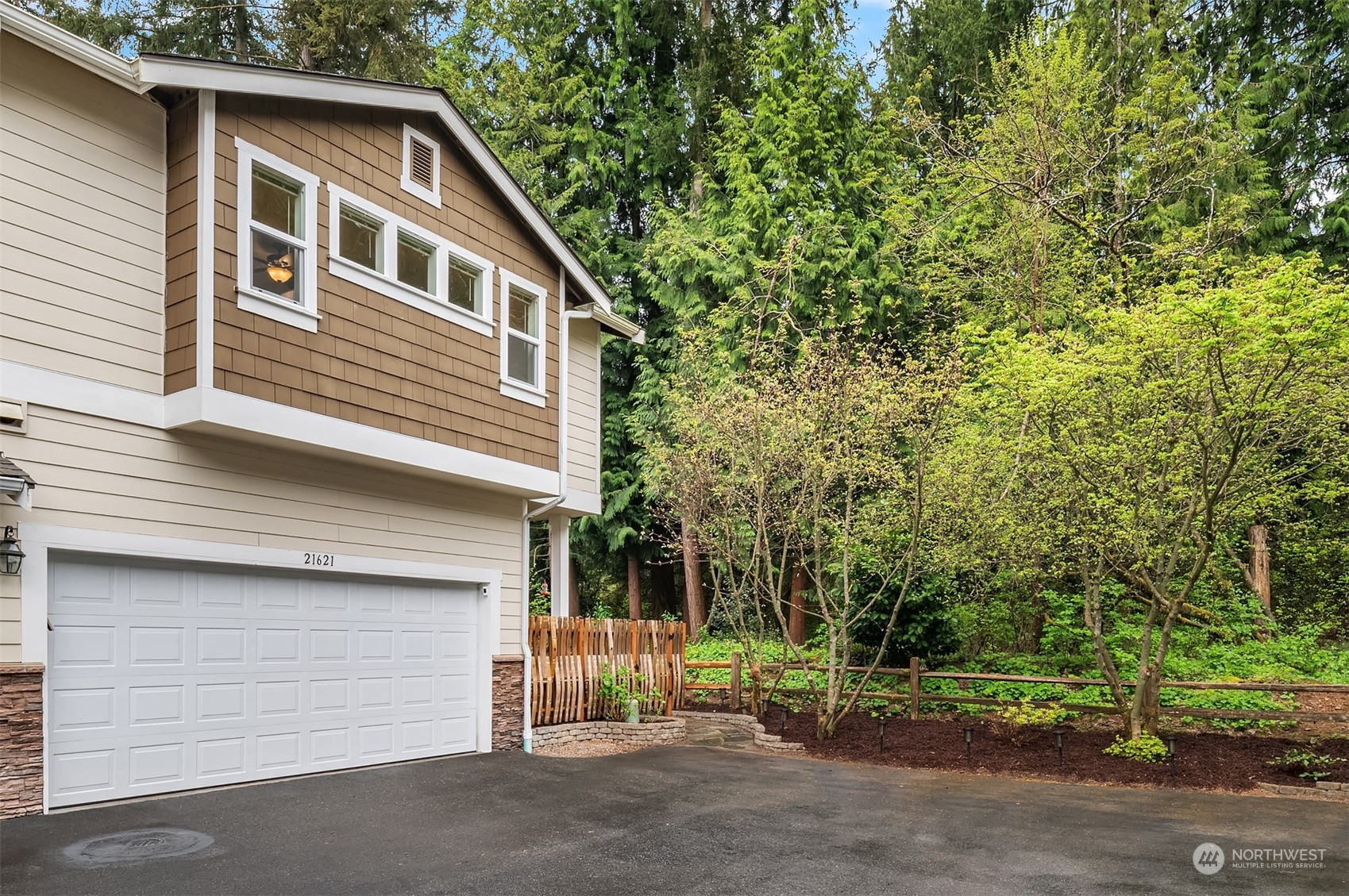 21621 11th Drive SE
