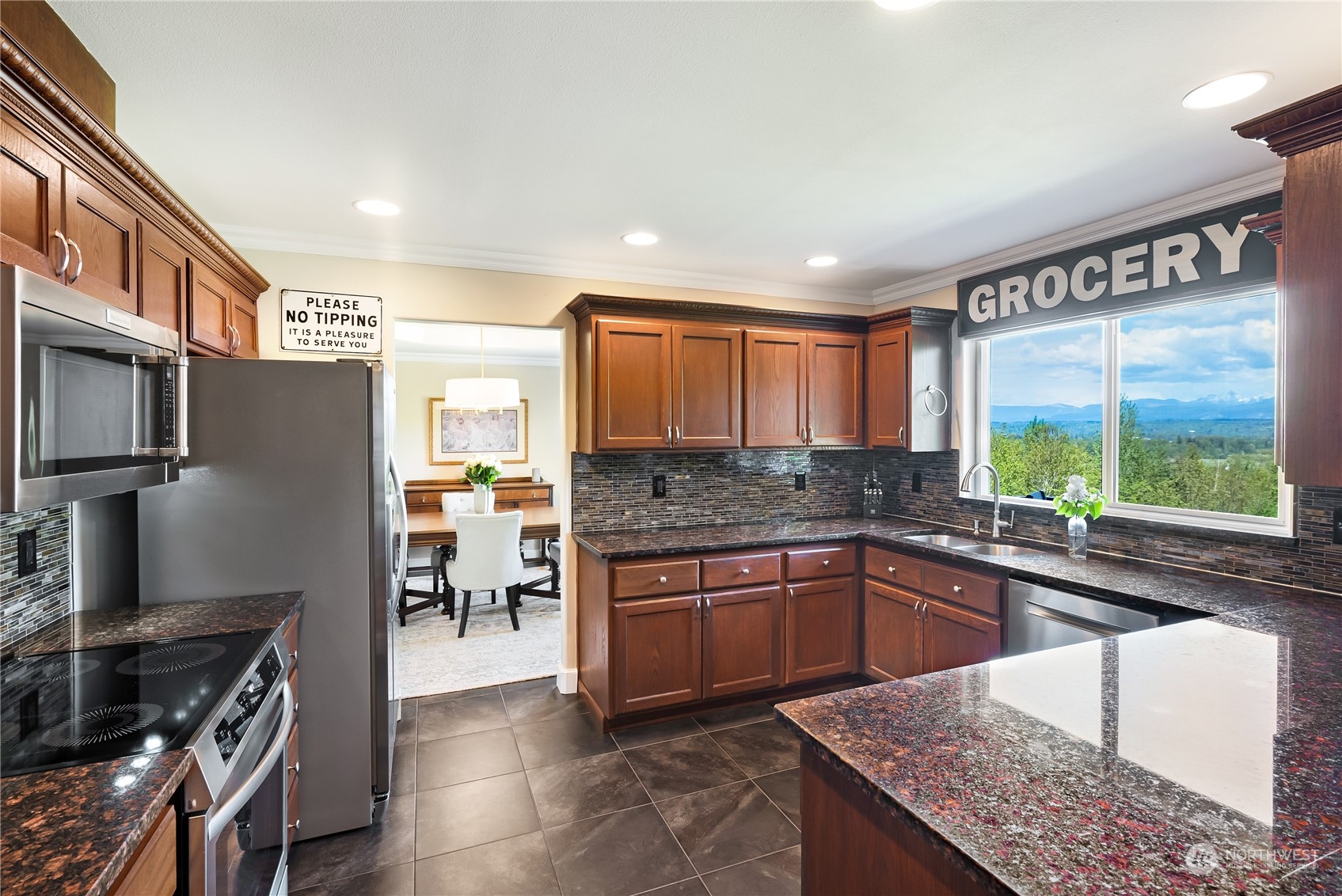 12604 11TH AVENUE NORTHEAST