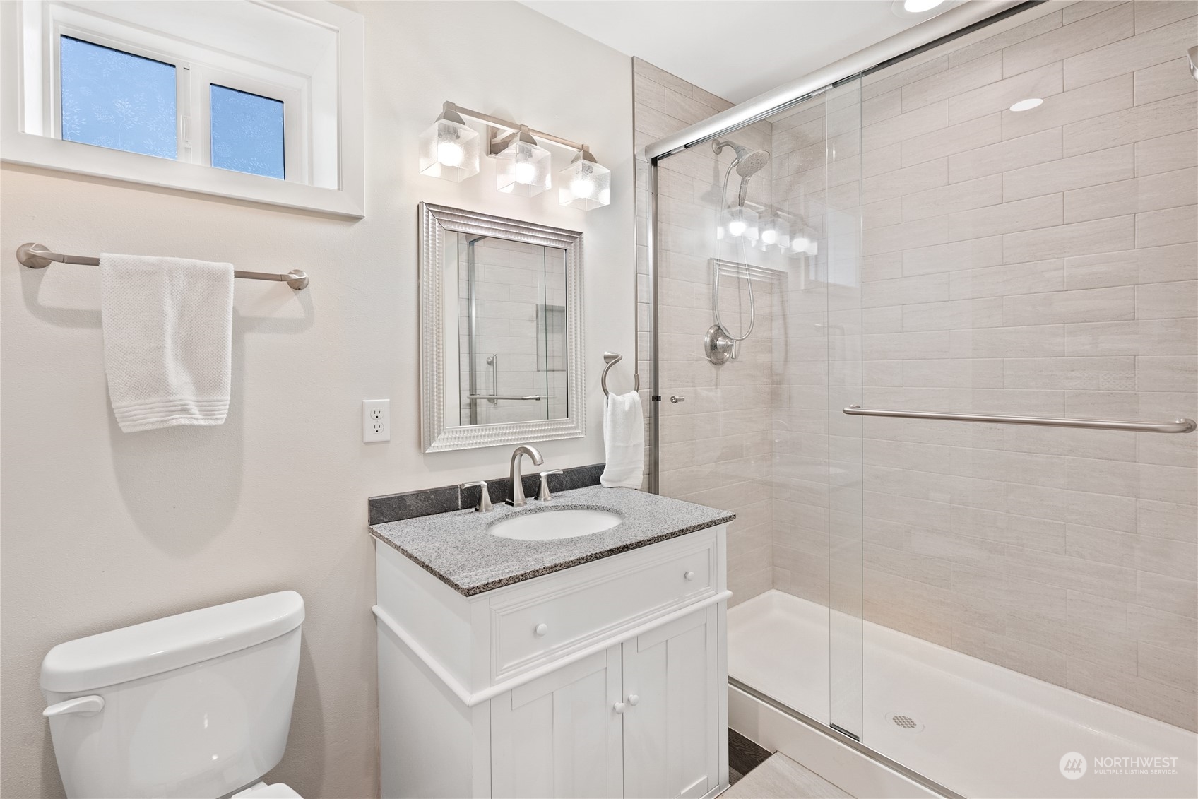 12604 11TH AVENUE NORTHEAST