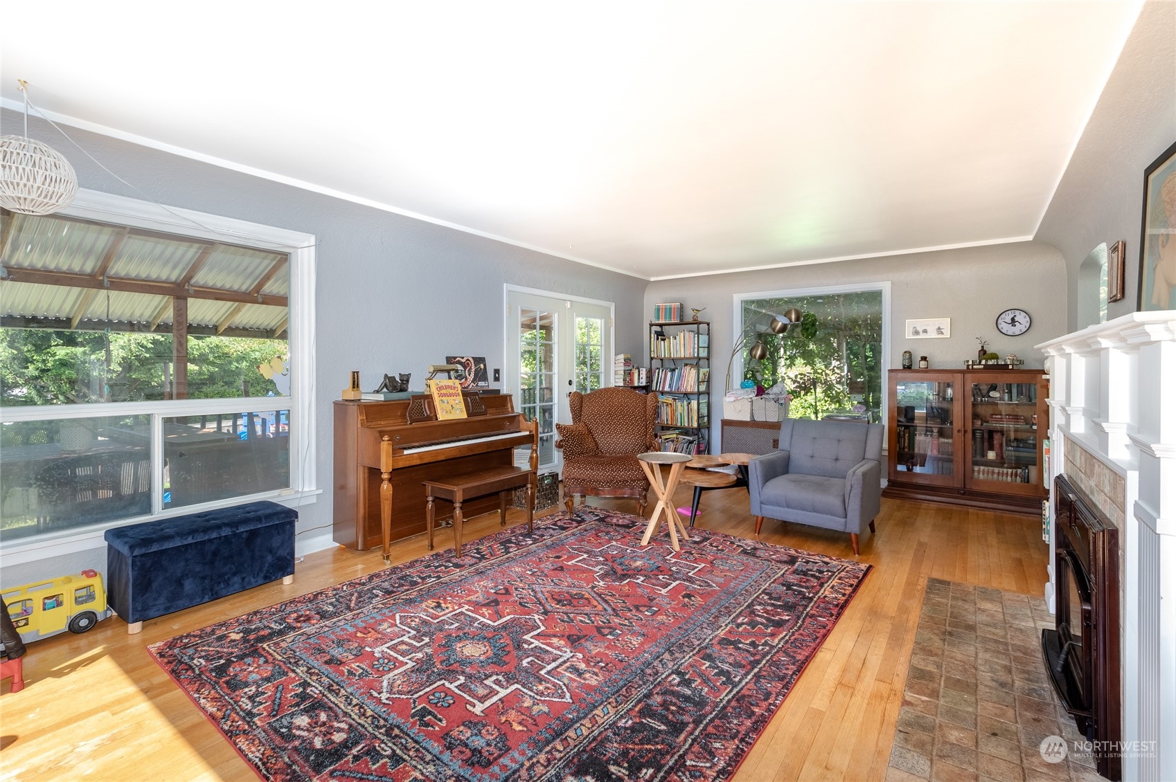 1901 Crystal Springs Road W