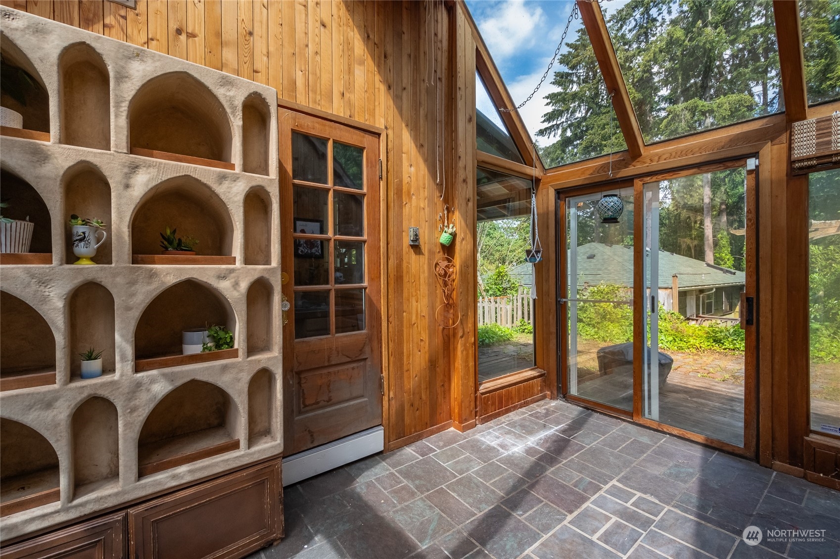 1901 Crystal Springs Road W