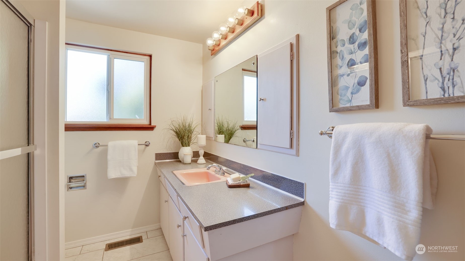 16818 Ambaum Boulevard S