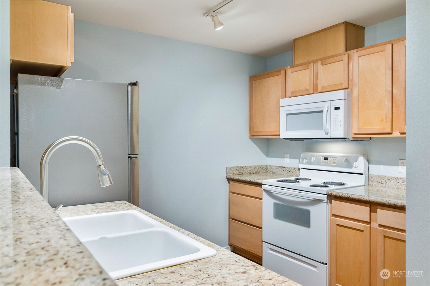 21507 42nd Avenue S Unit: E-8