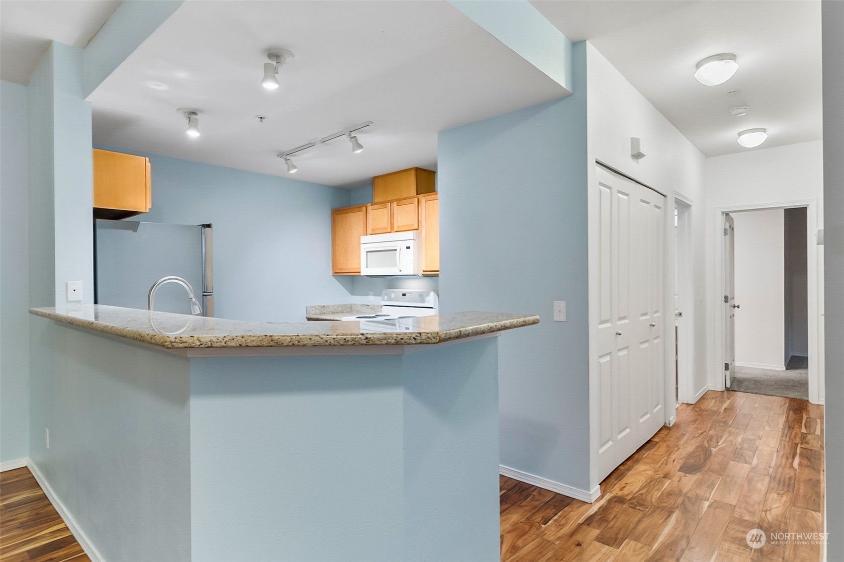21507 42nd Avenue S Unit: E-8