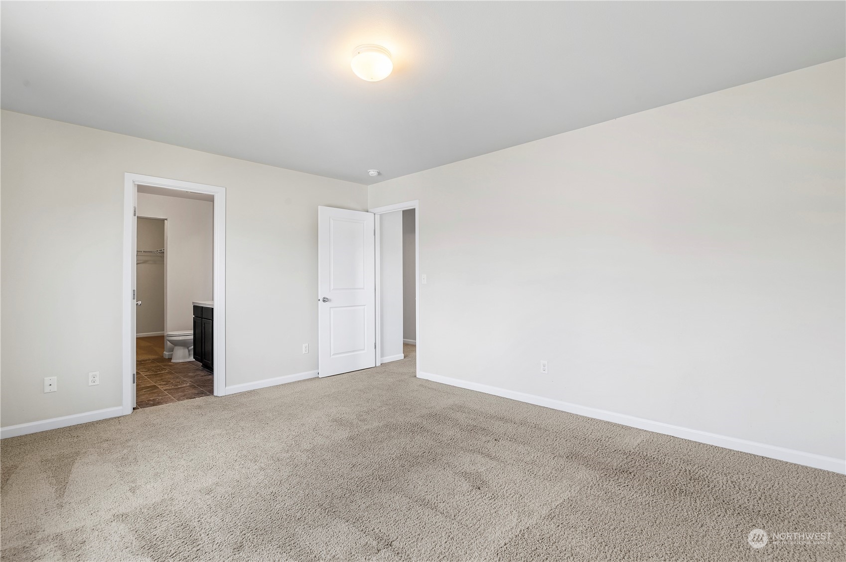 9017 170th Street NE