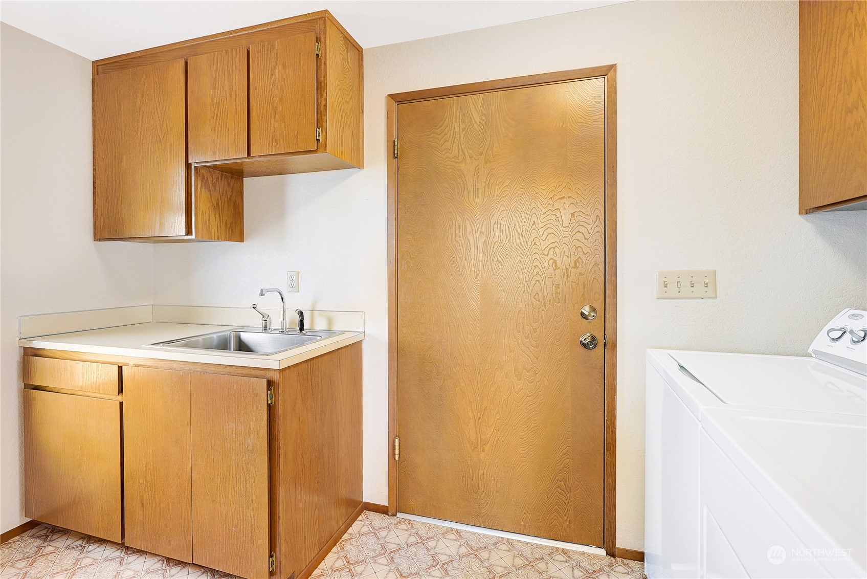 7631 129TH DRIVE SOUTHEAST
