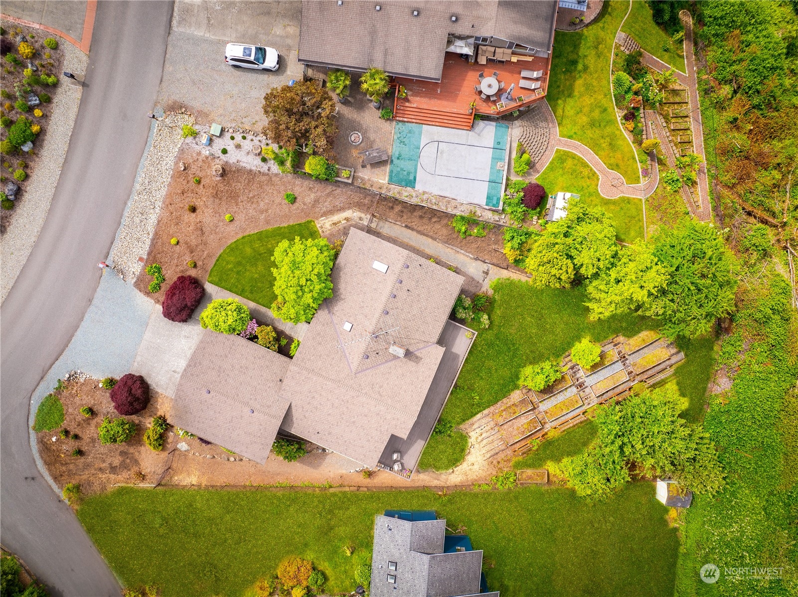 7631 129TH DRIVE SOUTHEAST