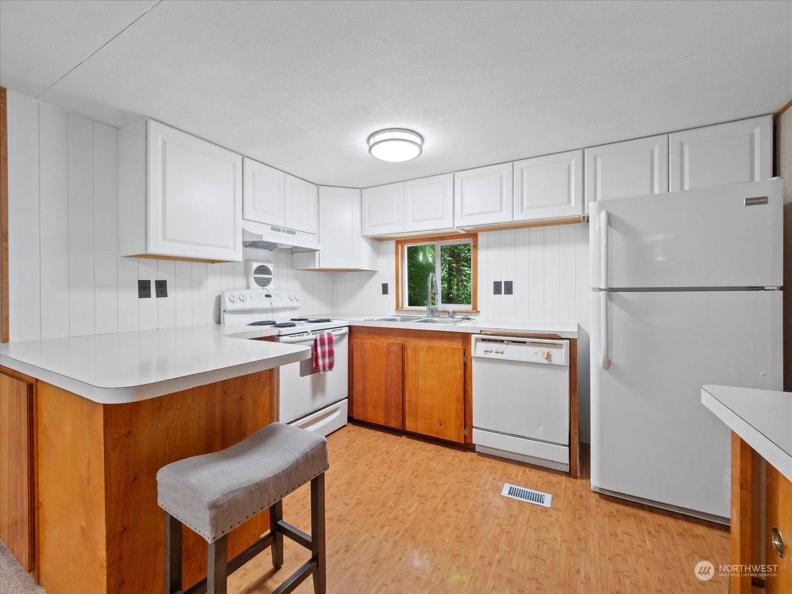 12610 Marine Drive