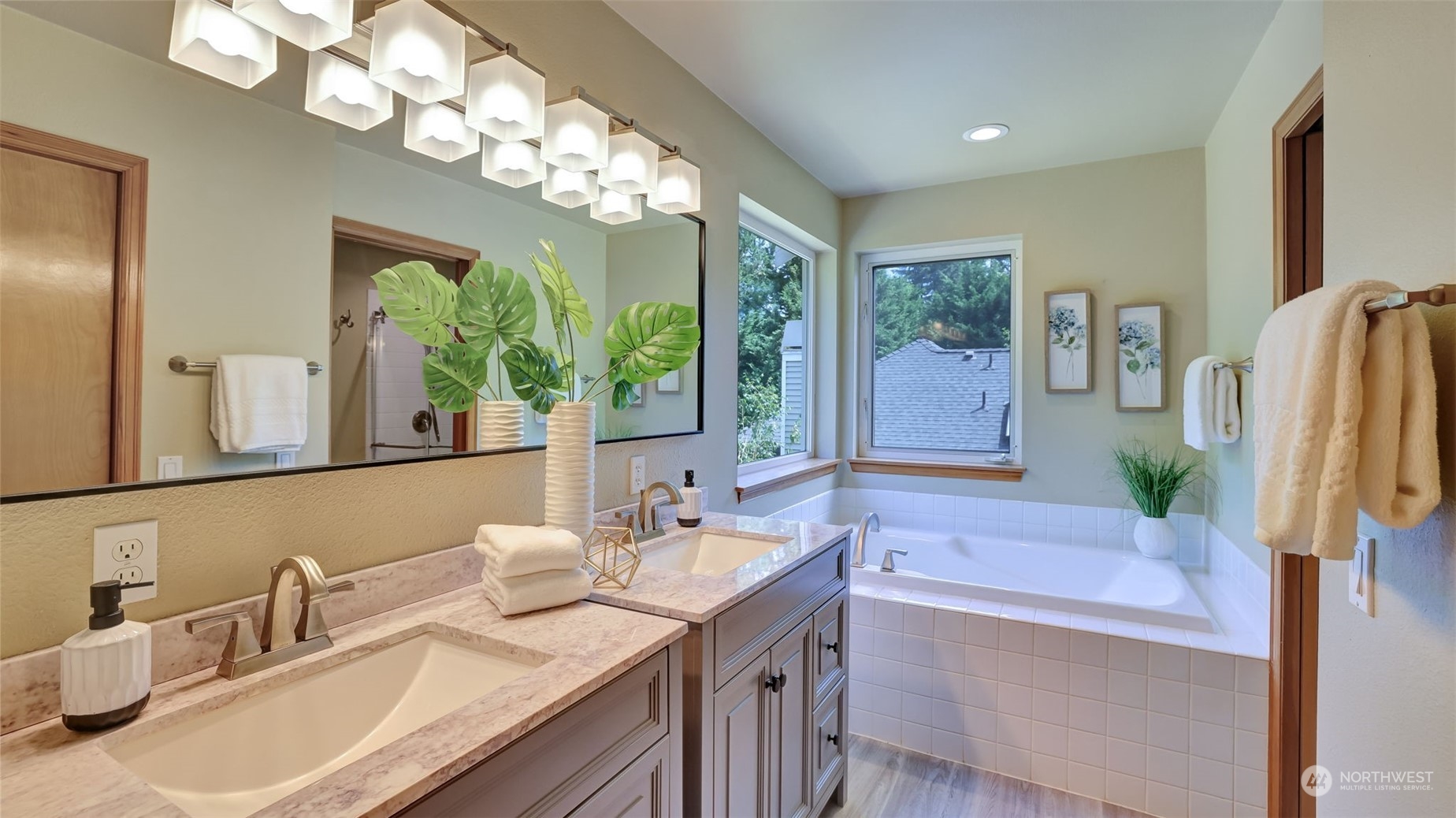 8758 NE 144th Court