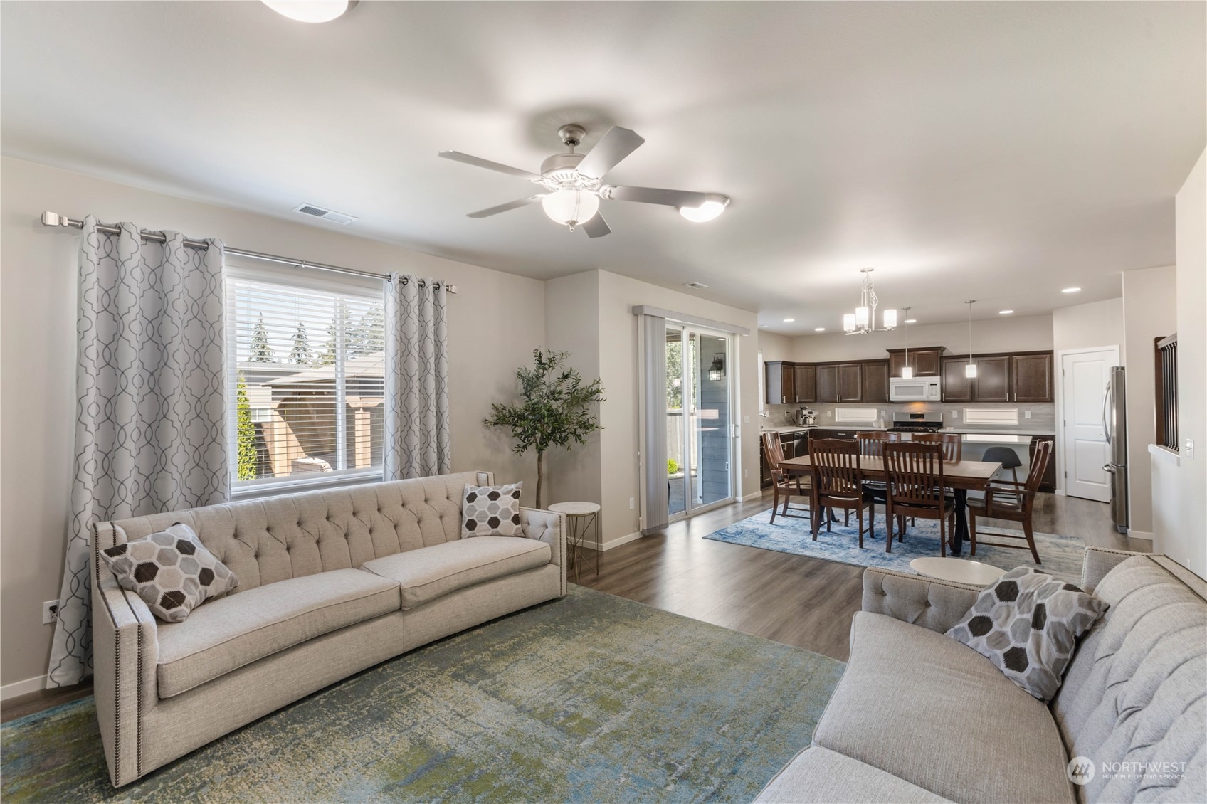 2805 176th Street Ct E