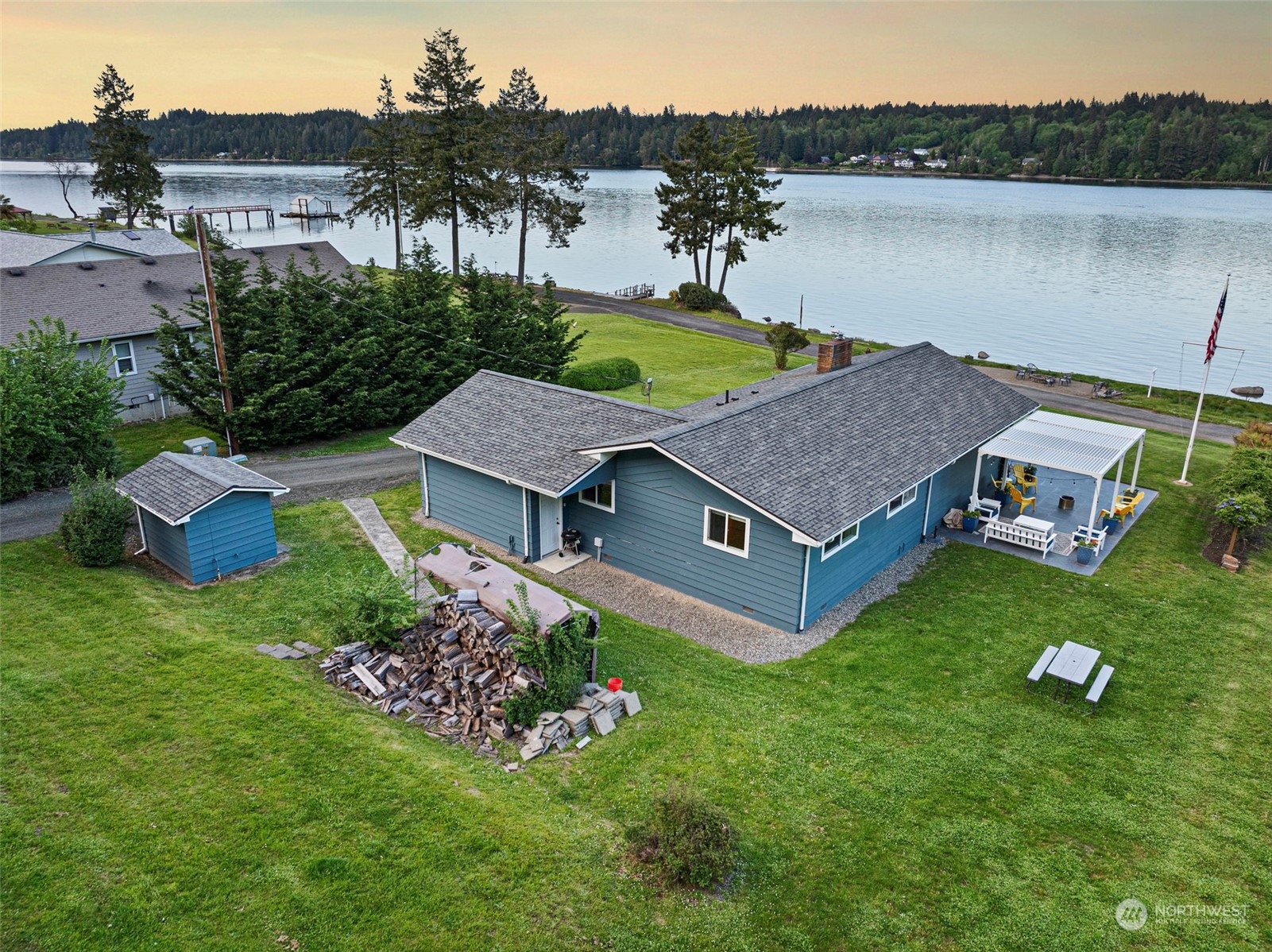 3061 E Pickering Road