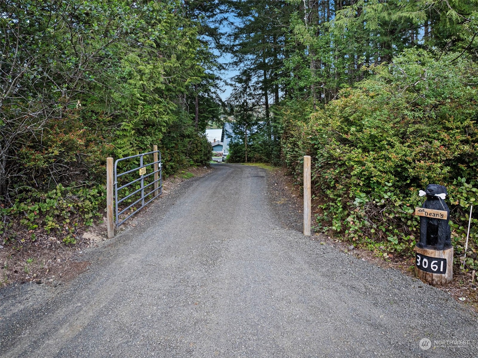 3061 E Pickering Road