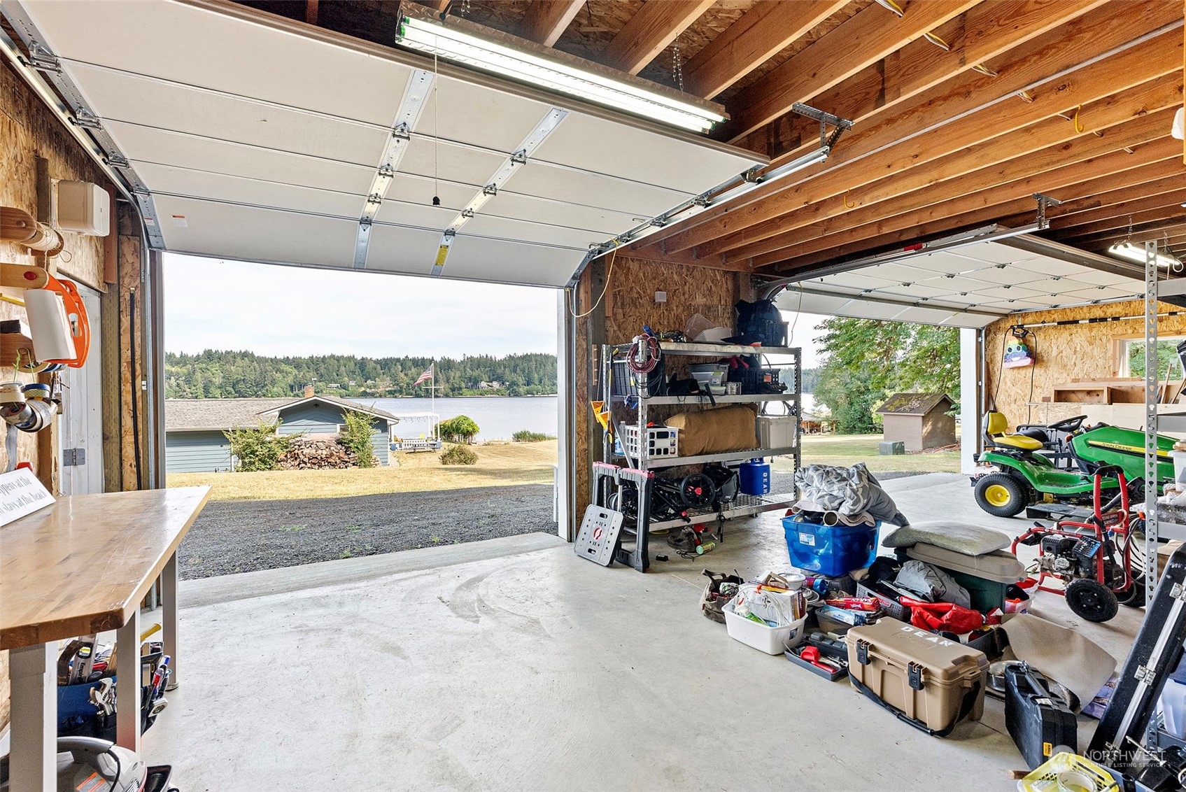 3061 E Pickering Road