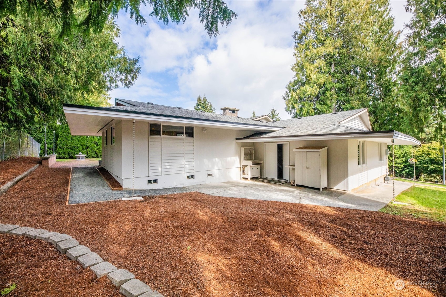 13504 Kenwanda Drive