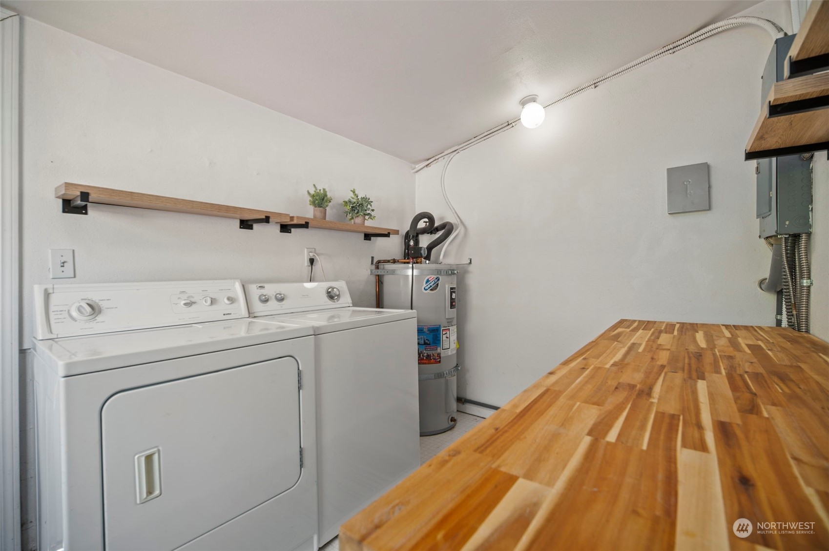 4251 S Juneau \ Street