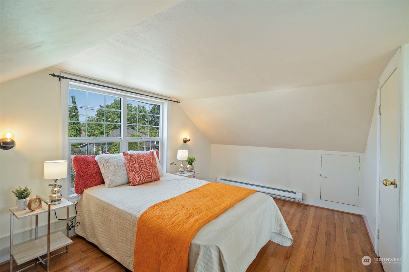 4251 S Juneau \ Street