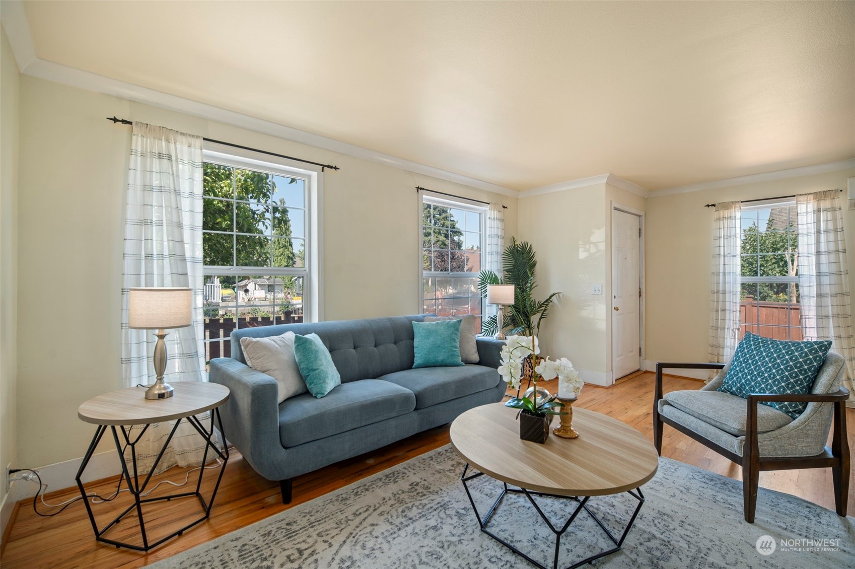 4251 S Juneau \ Street