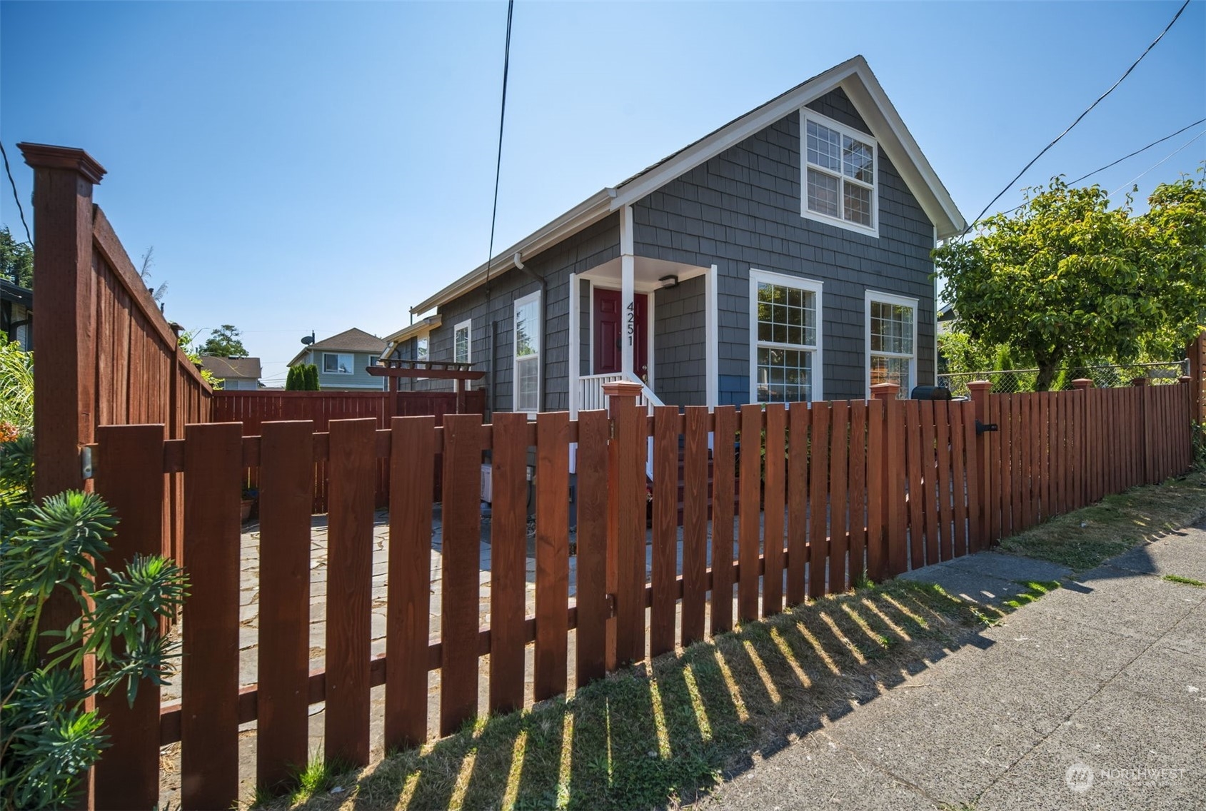 4251 S Juneau \ Street