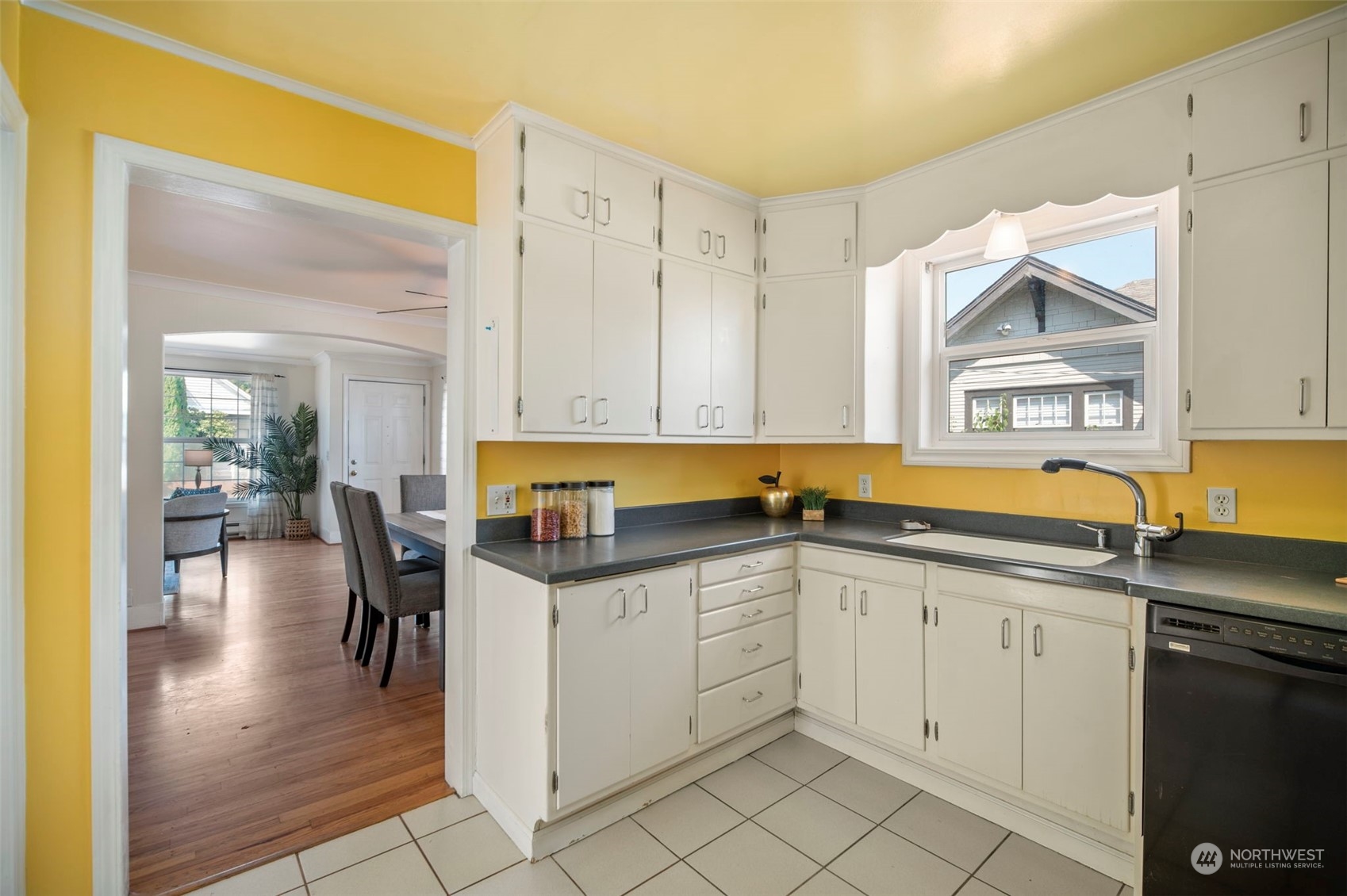 4251 S Juneau \ Street