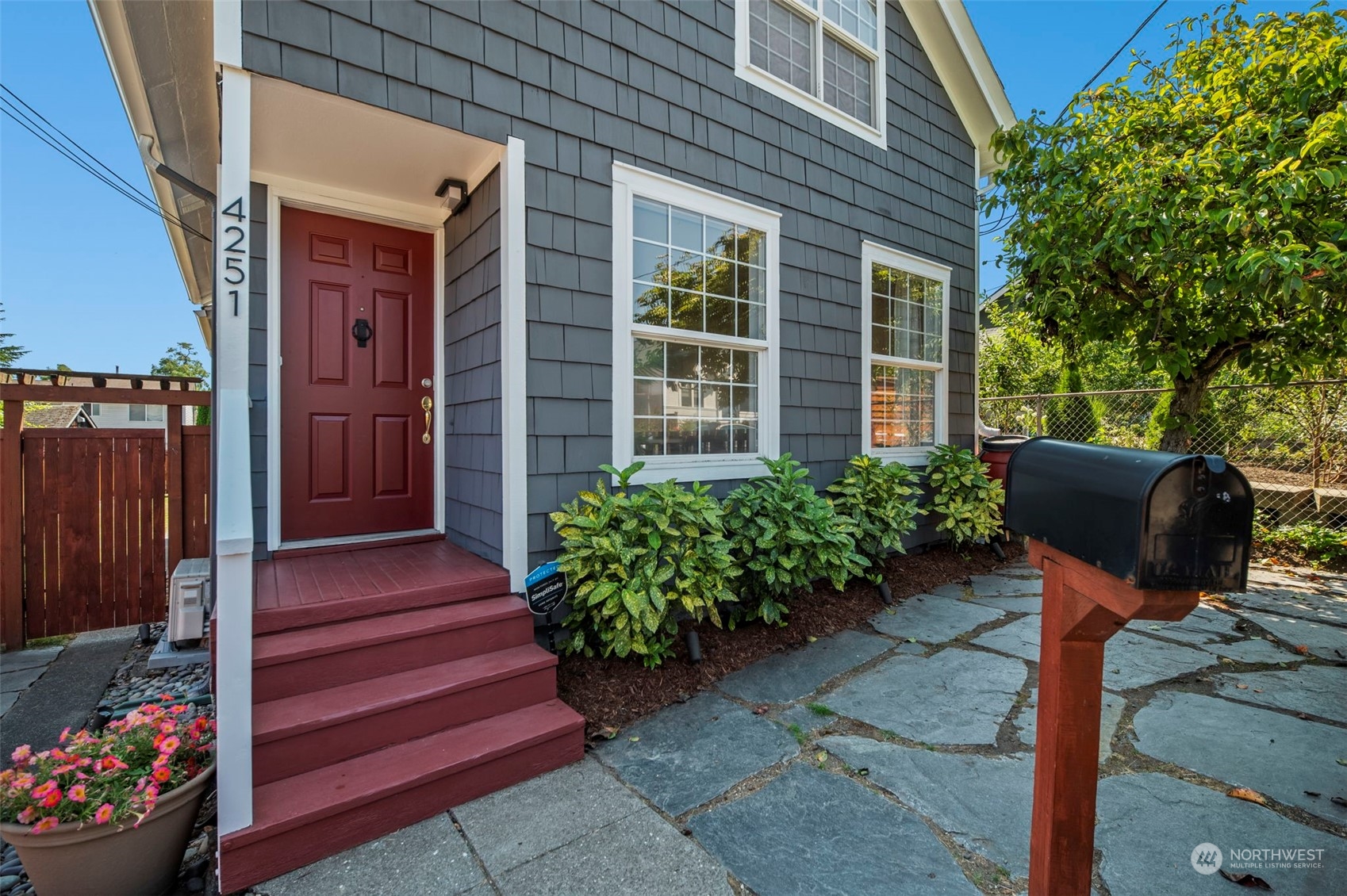 4251 S Juneau \ Street