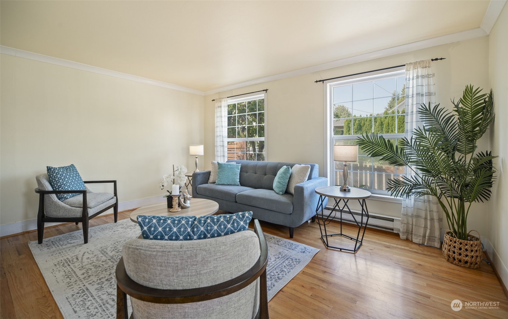 4251 S Juneau \ Street