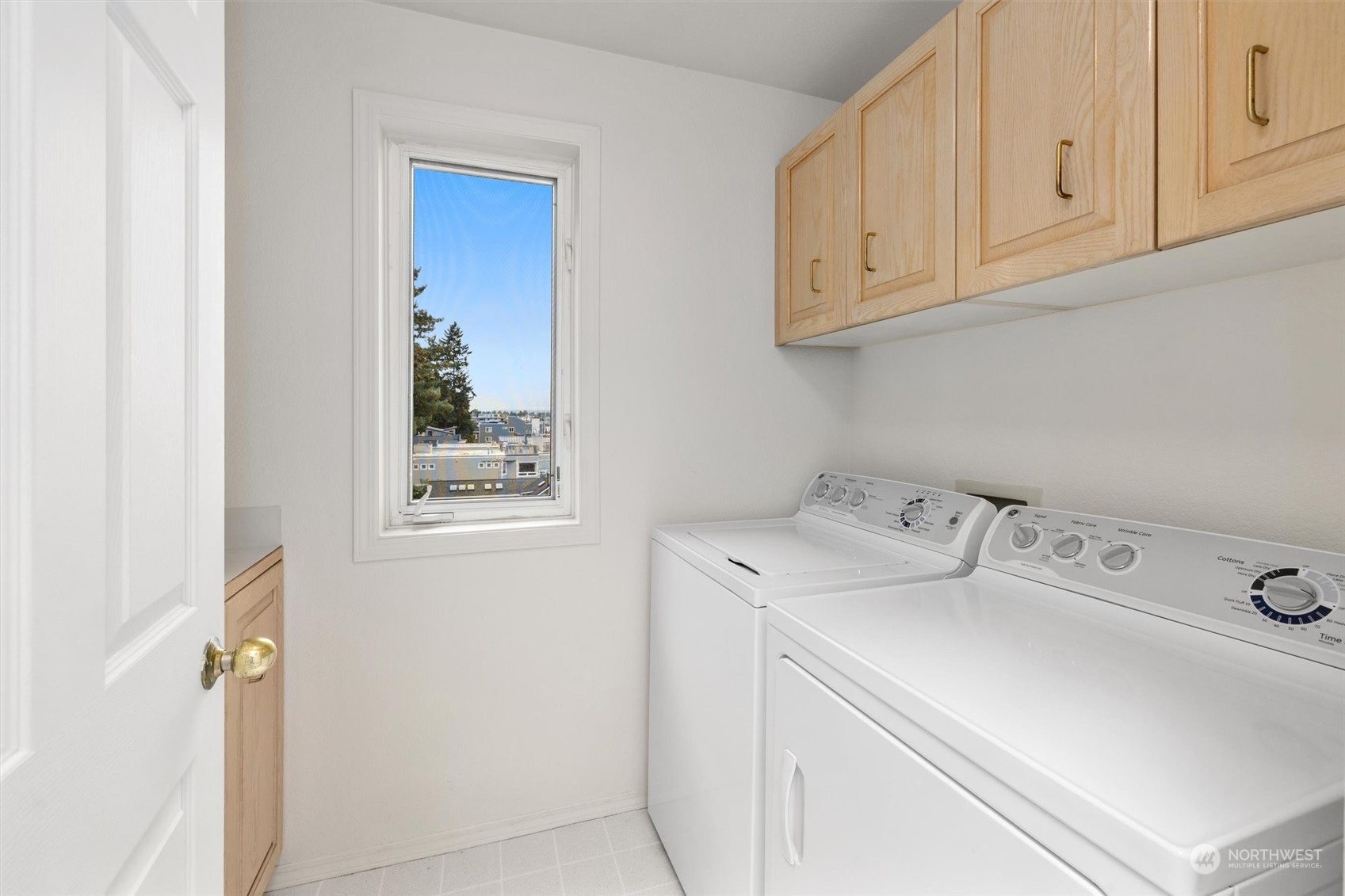 1564 Alki Avenue SW #406