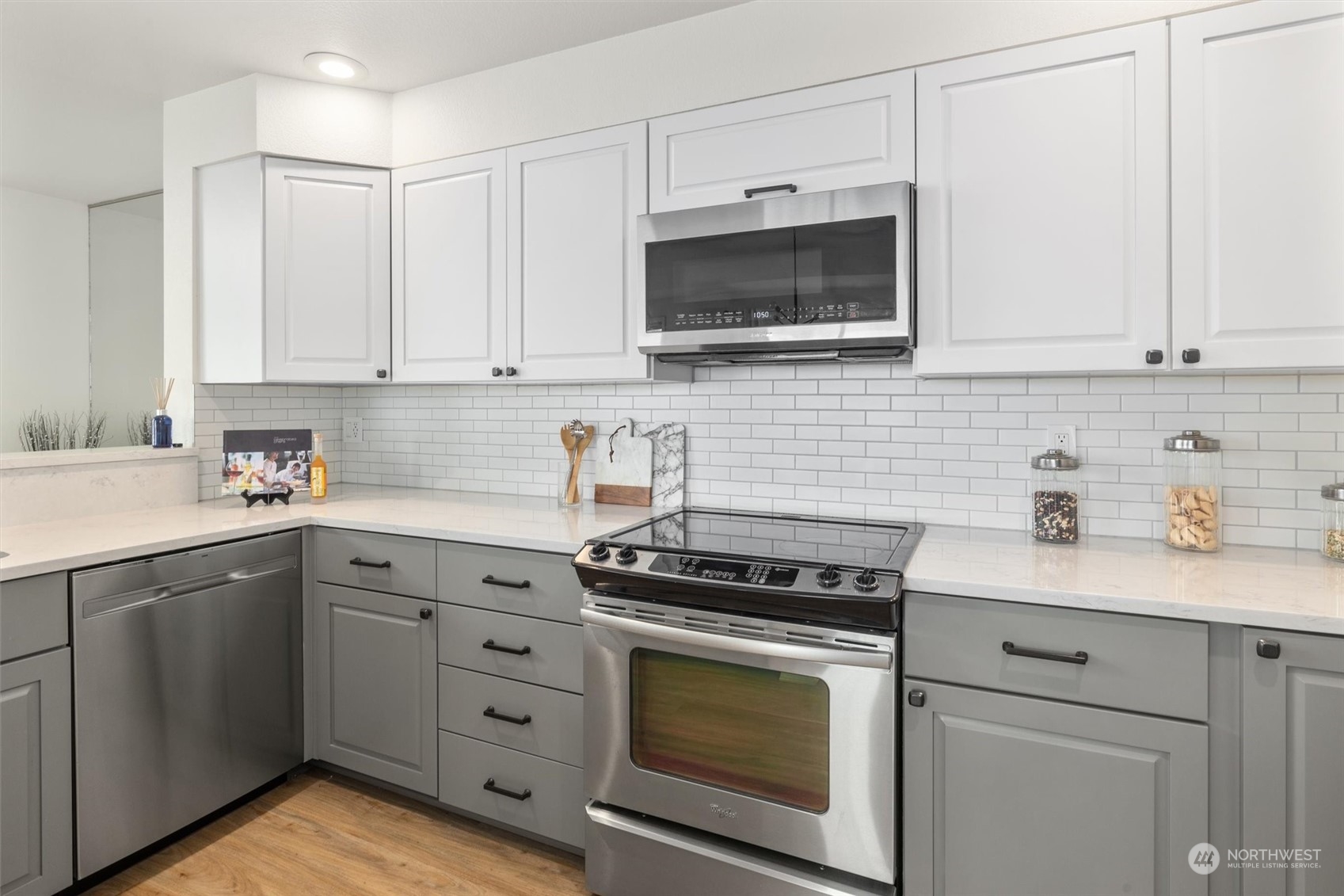 1564 Alki Avenue SW #406