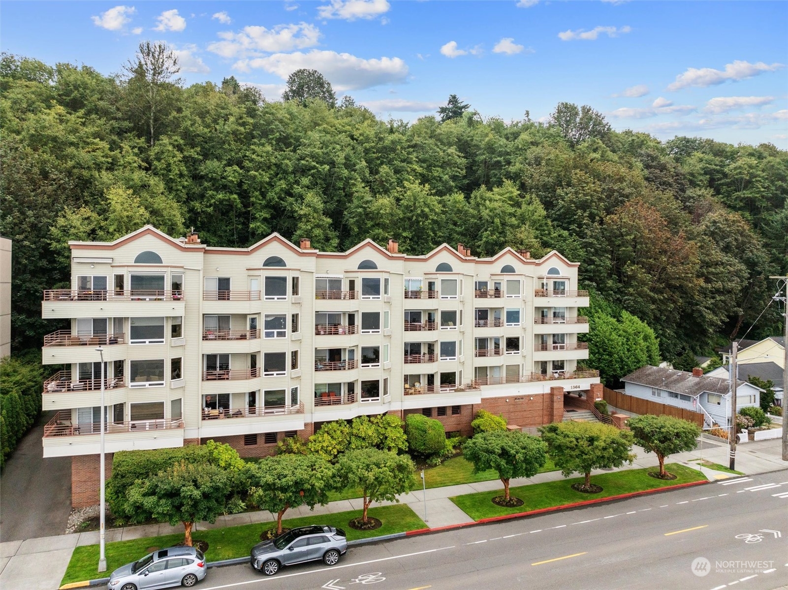 1564 Alki Avenue SW #406