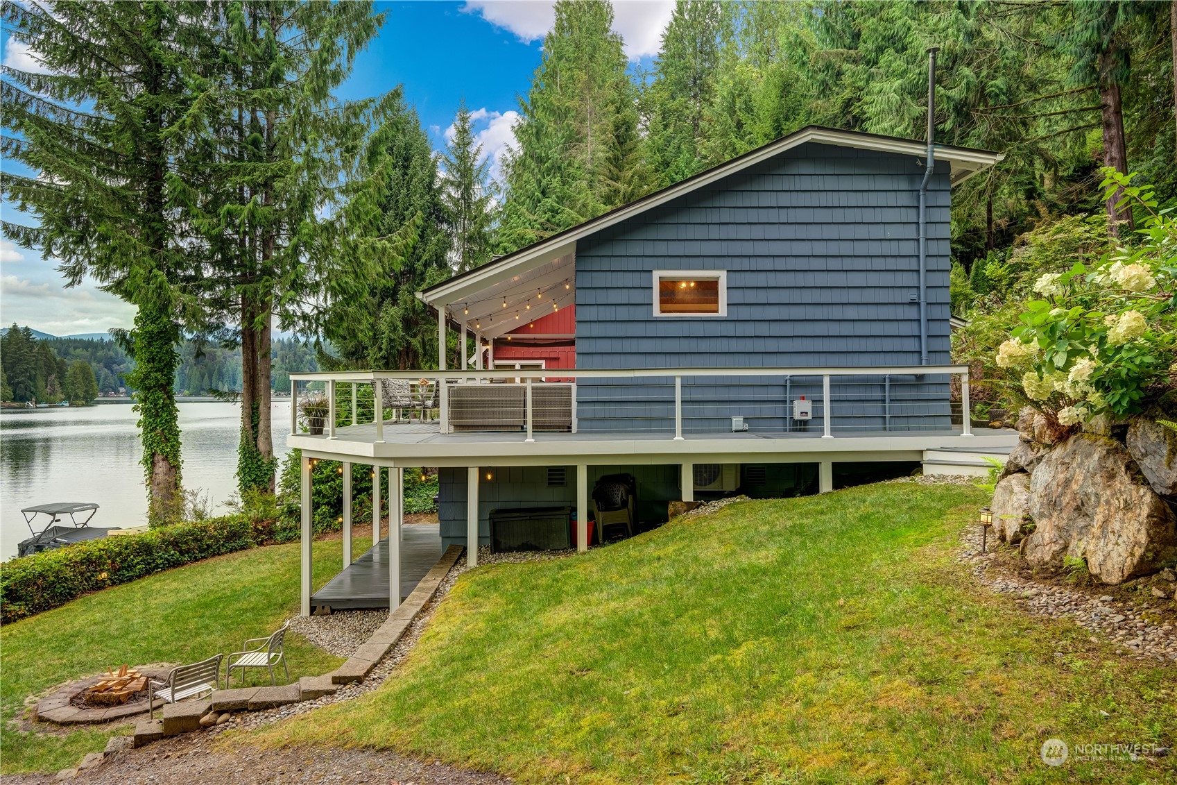 1006 S Lake Roesiger Road