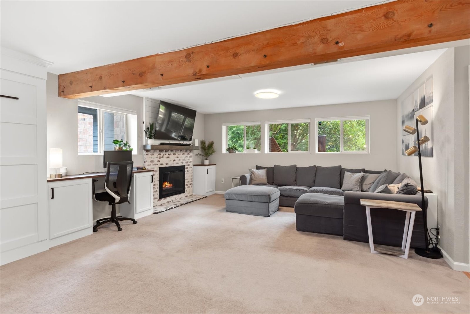 21328 2nd Drive SE