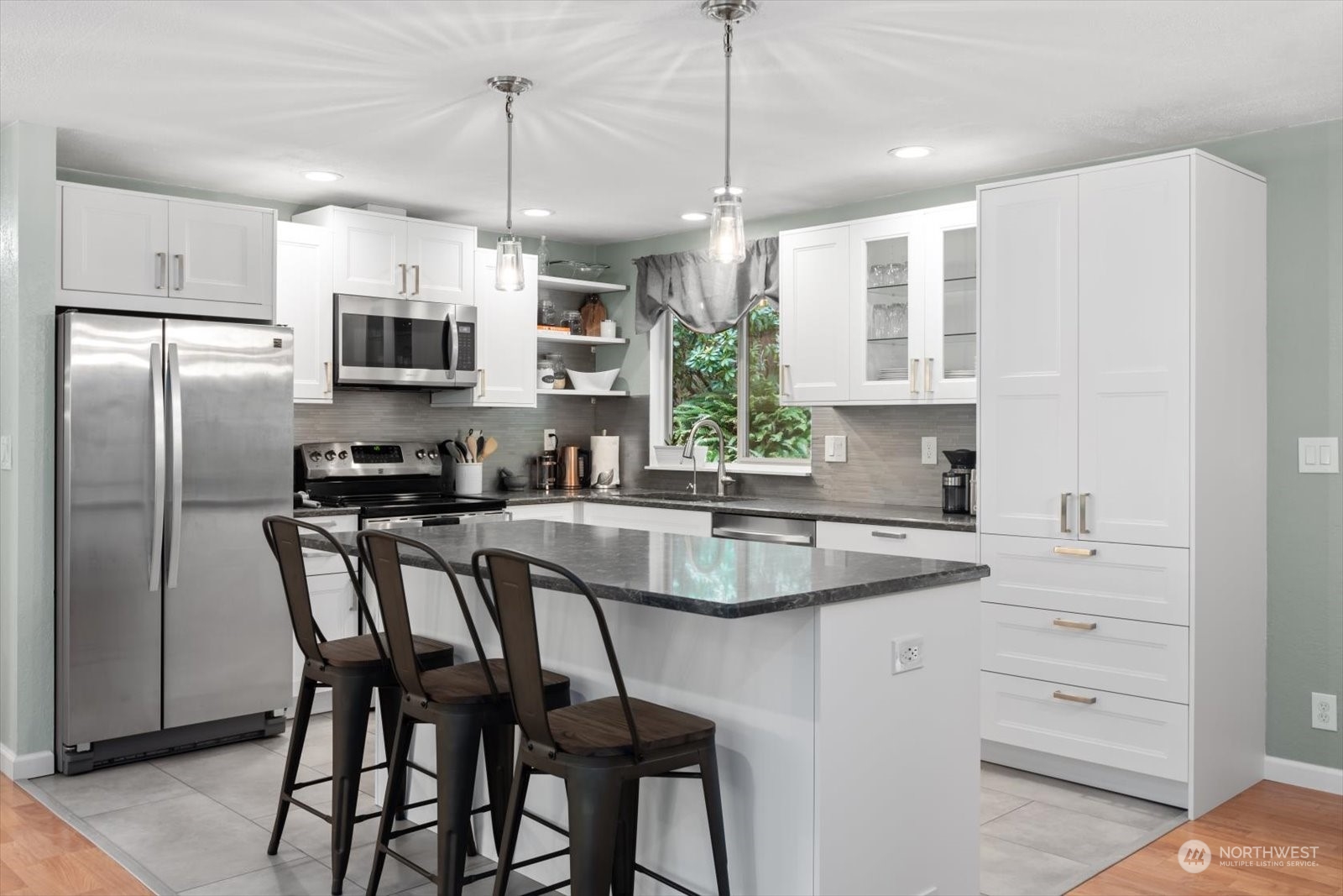 21328 2nd Drive SE