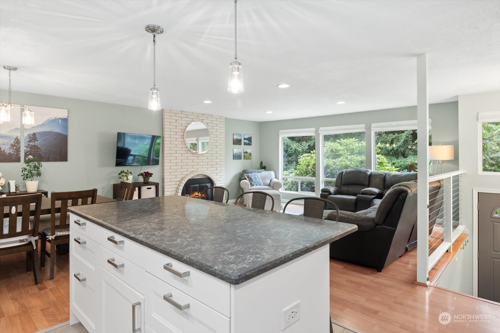 21328 2nd Drive SE