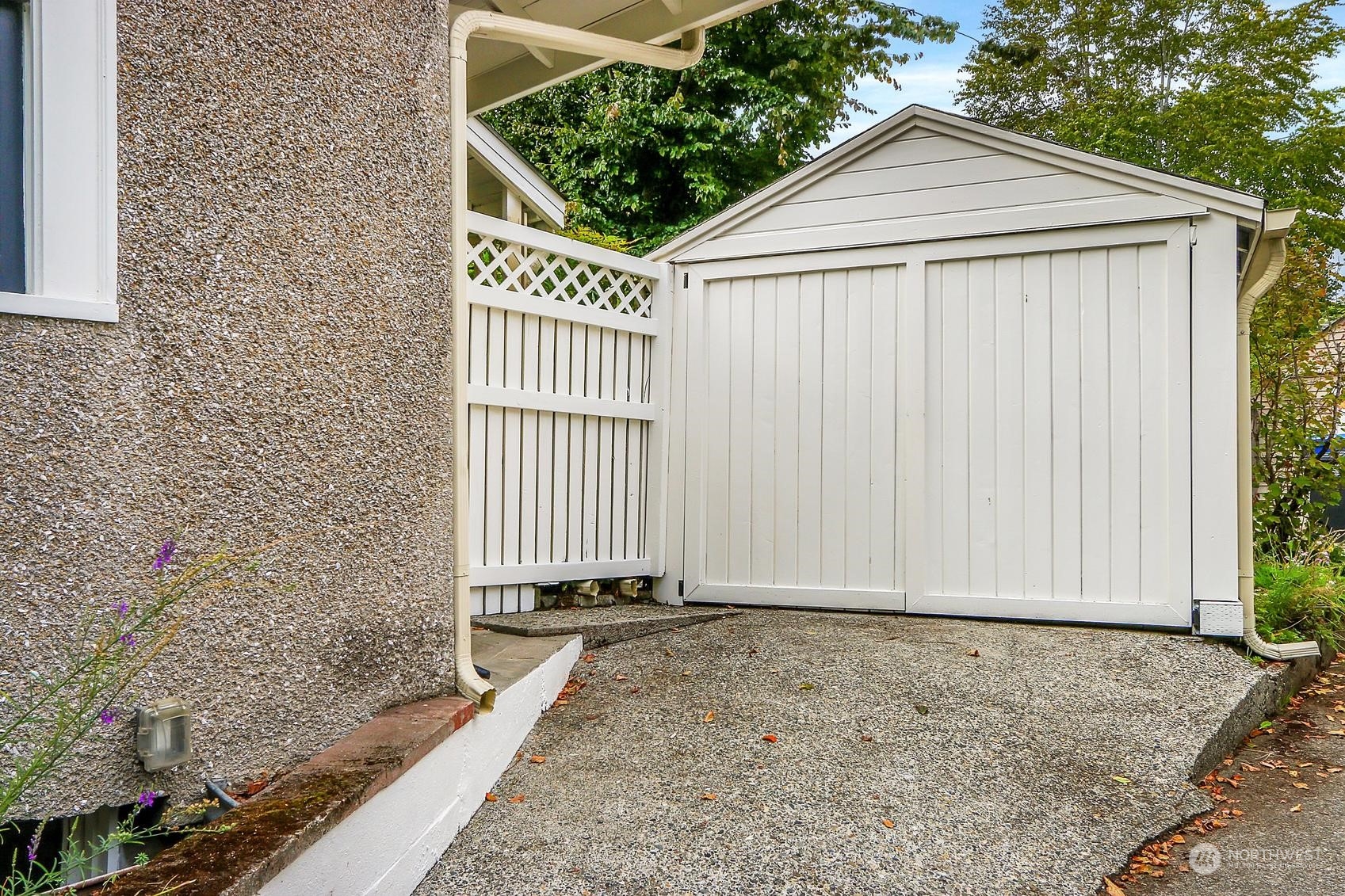 3206 NE 60th Street