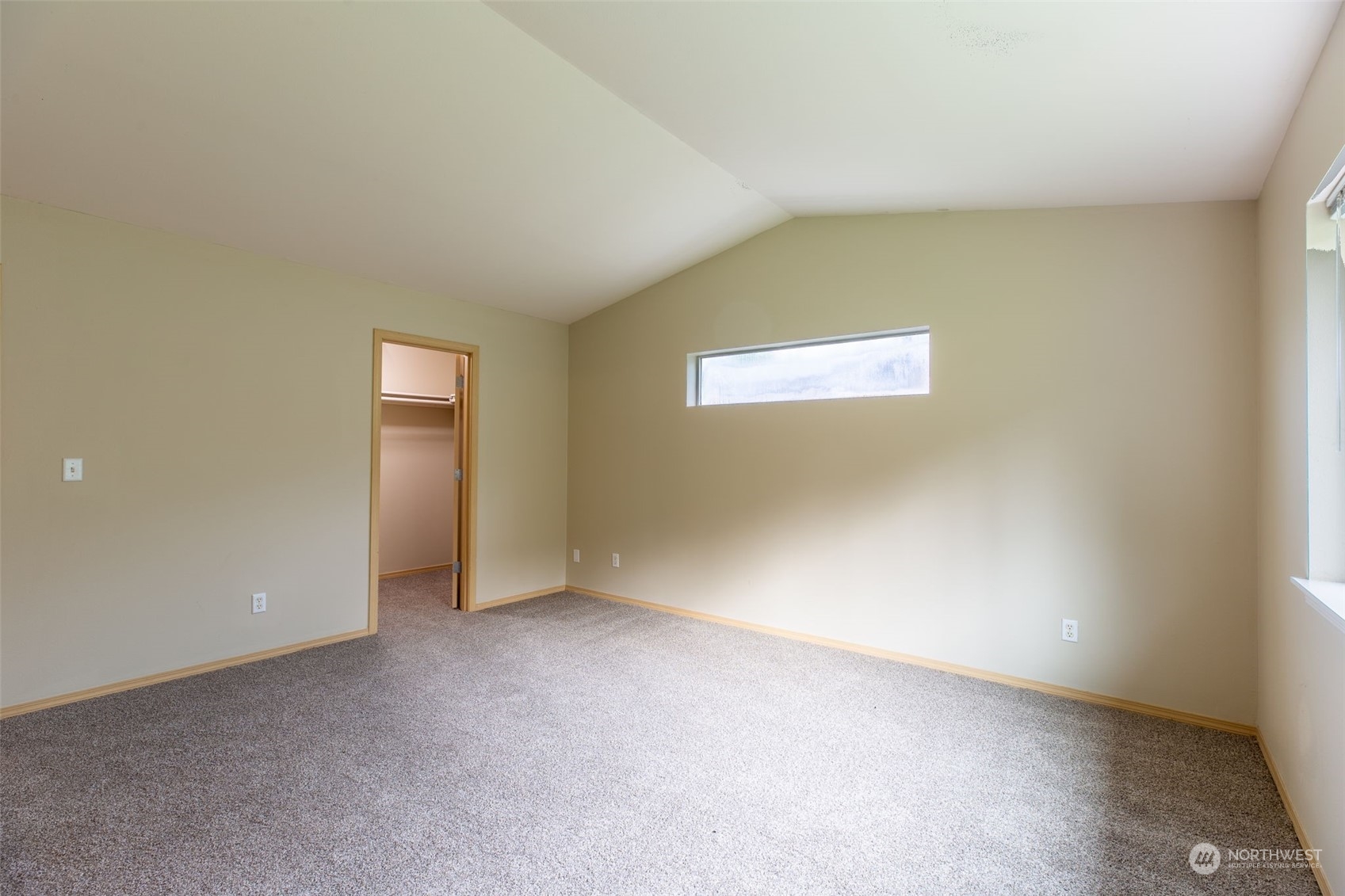 7608 88th Place NE