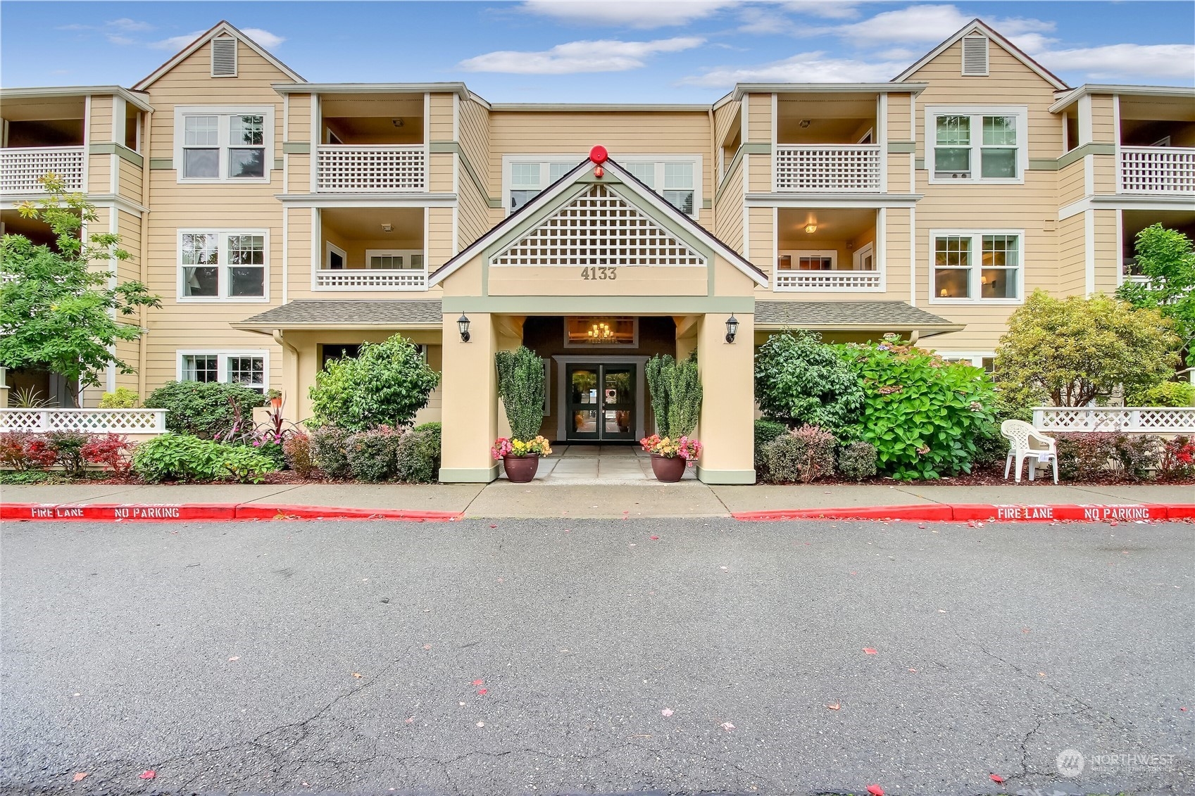 4133 SE 224th Lane Unit: 112