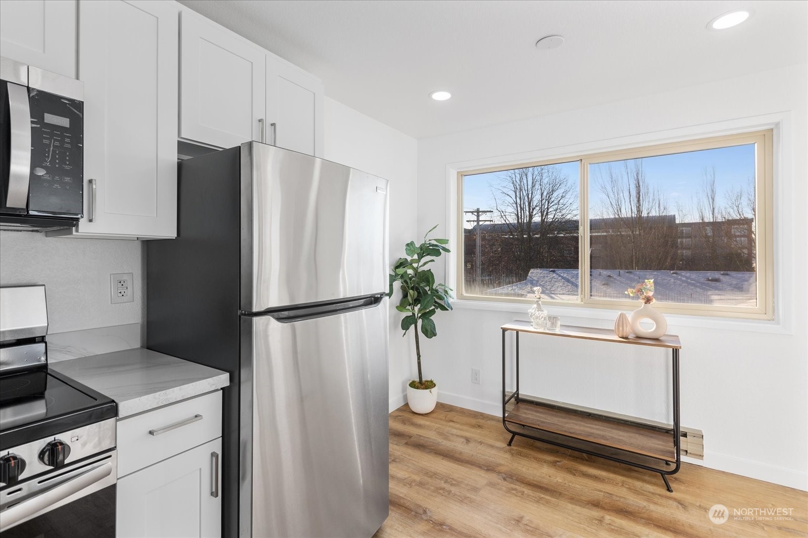 2619 Rucker Avenue Unit: 9