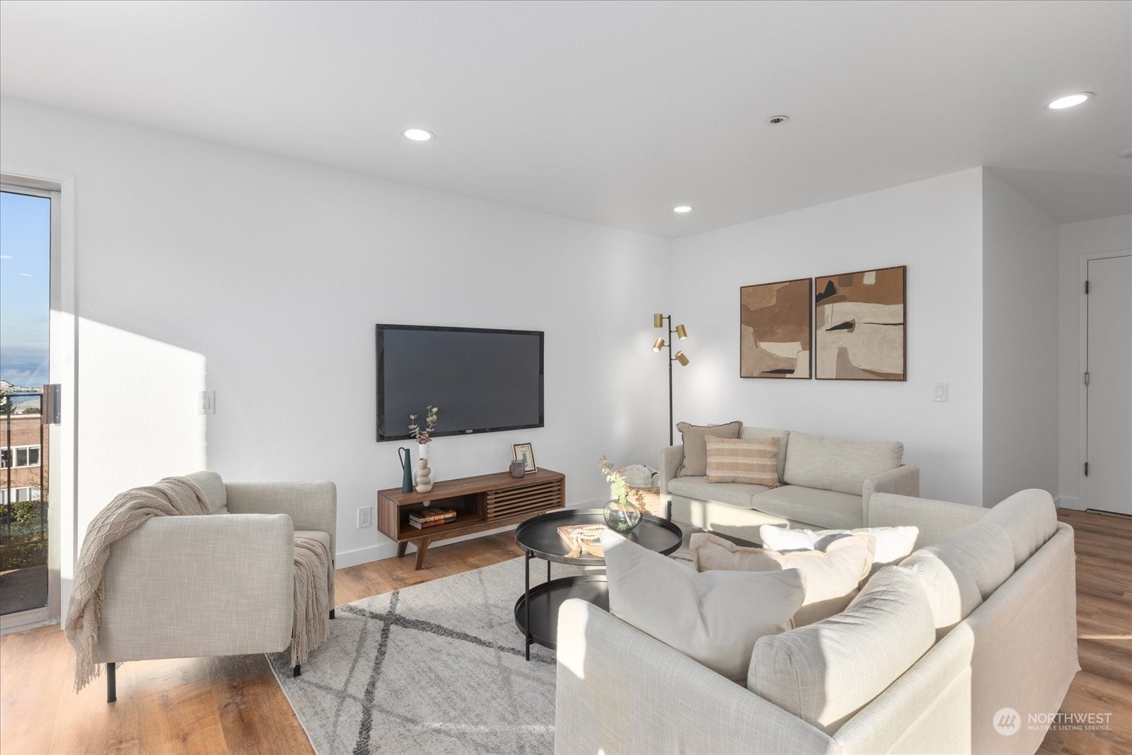 2619 Rucker Avenue Unit: 9