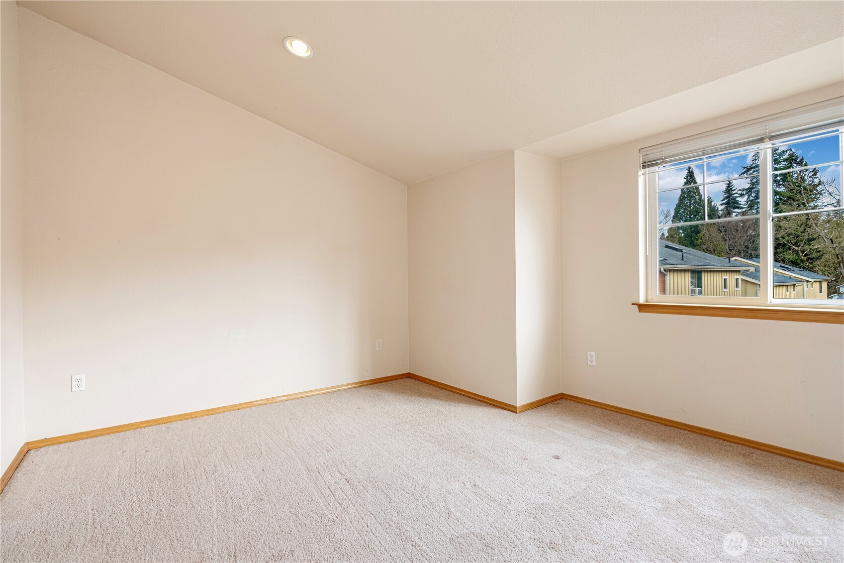 12026 33rd Avenue NE Unit: B
