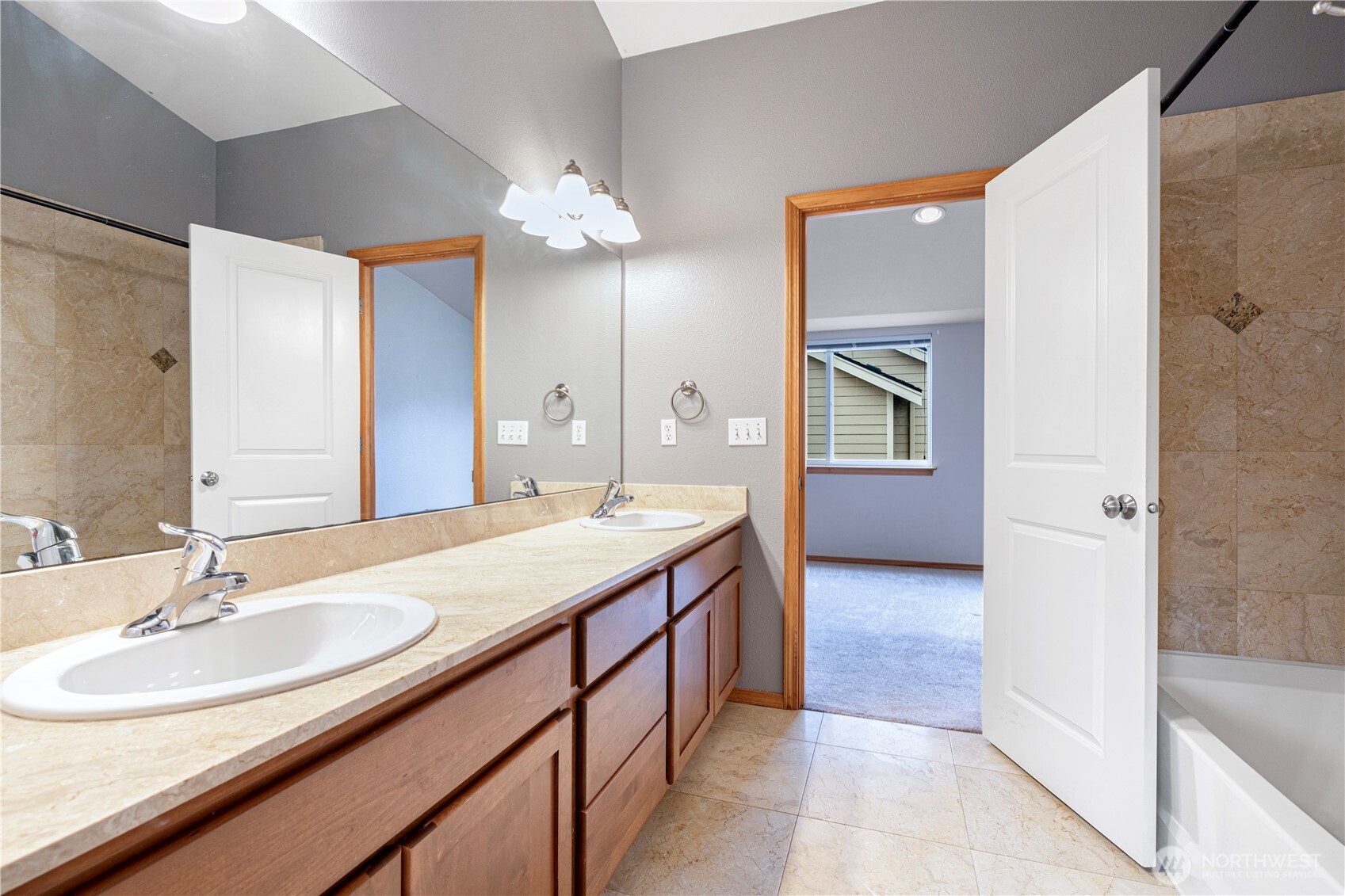 12026 33rd Avenue NE Unit: B