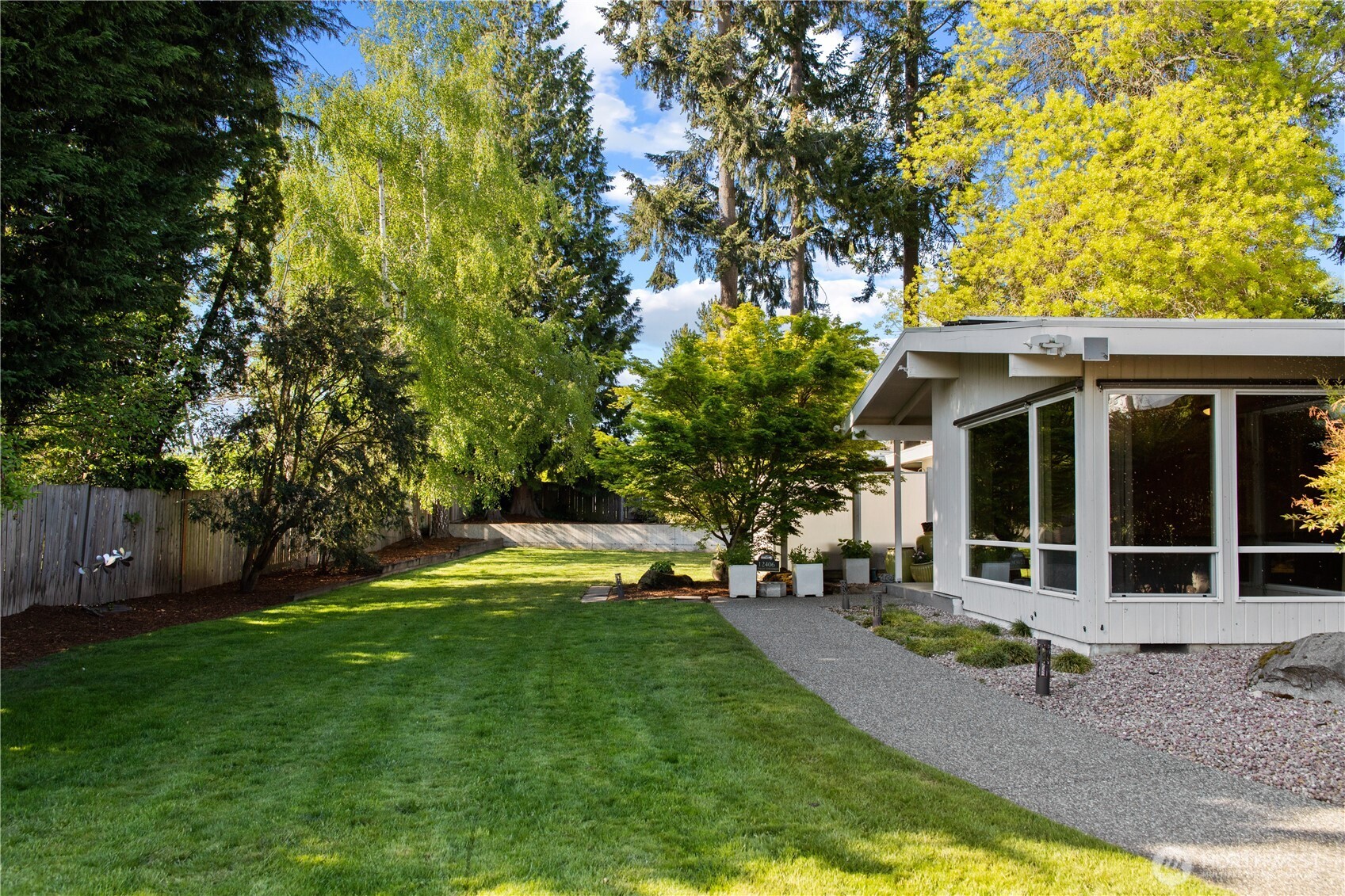 12406 SE 25th Street