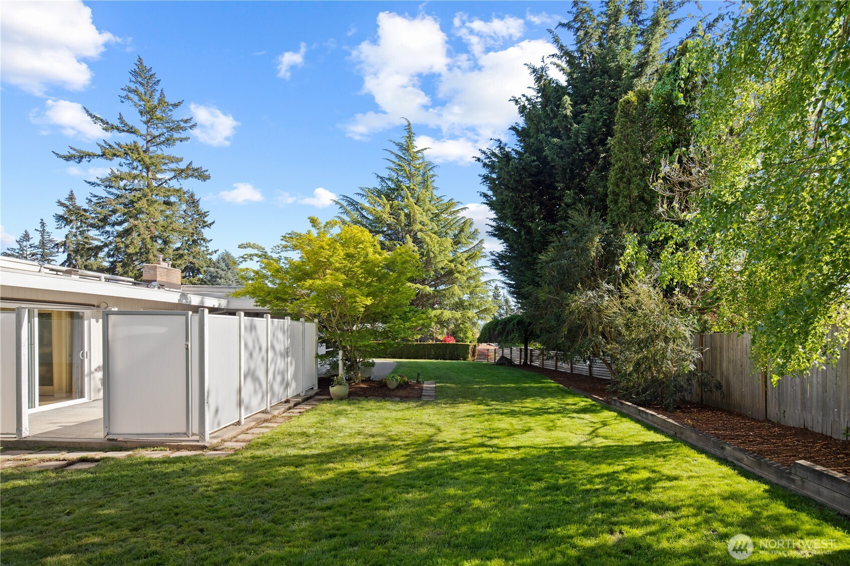 12406 SE 25th Street