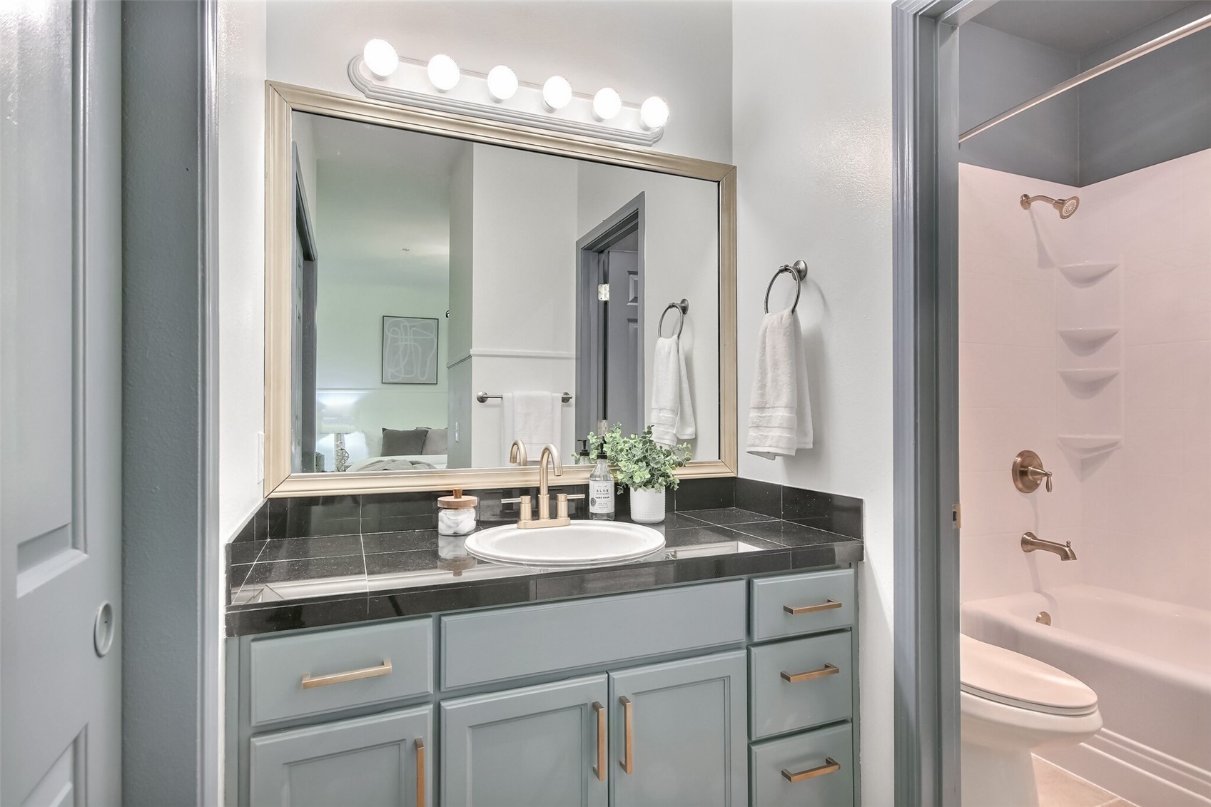 14816 29th Avenue W Unit: B102