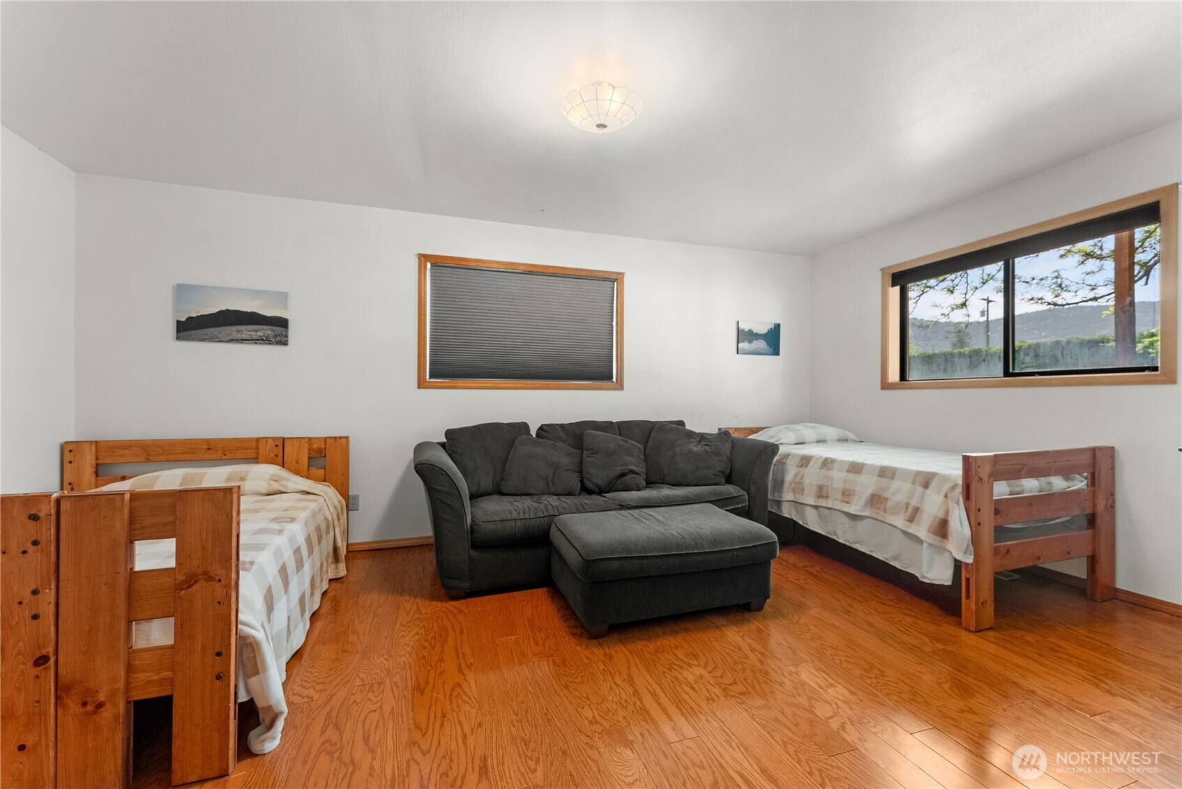 21 Lakeview Loop