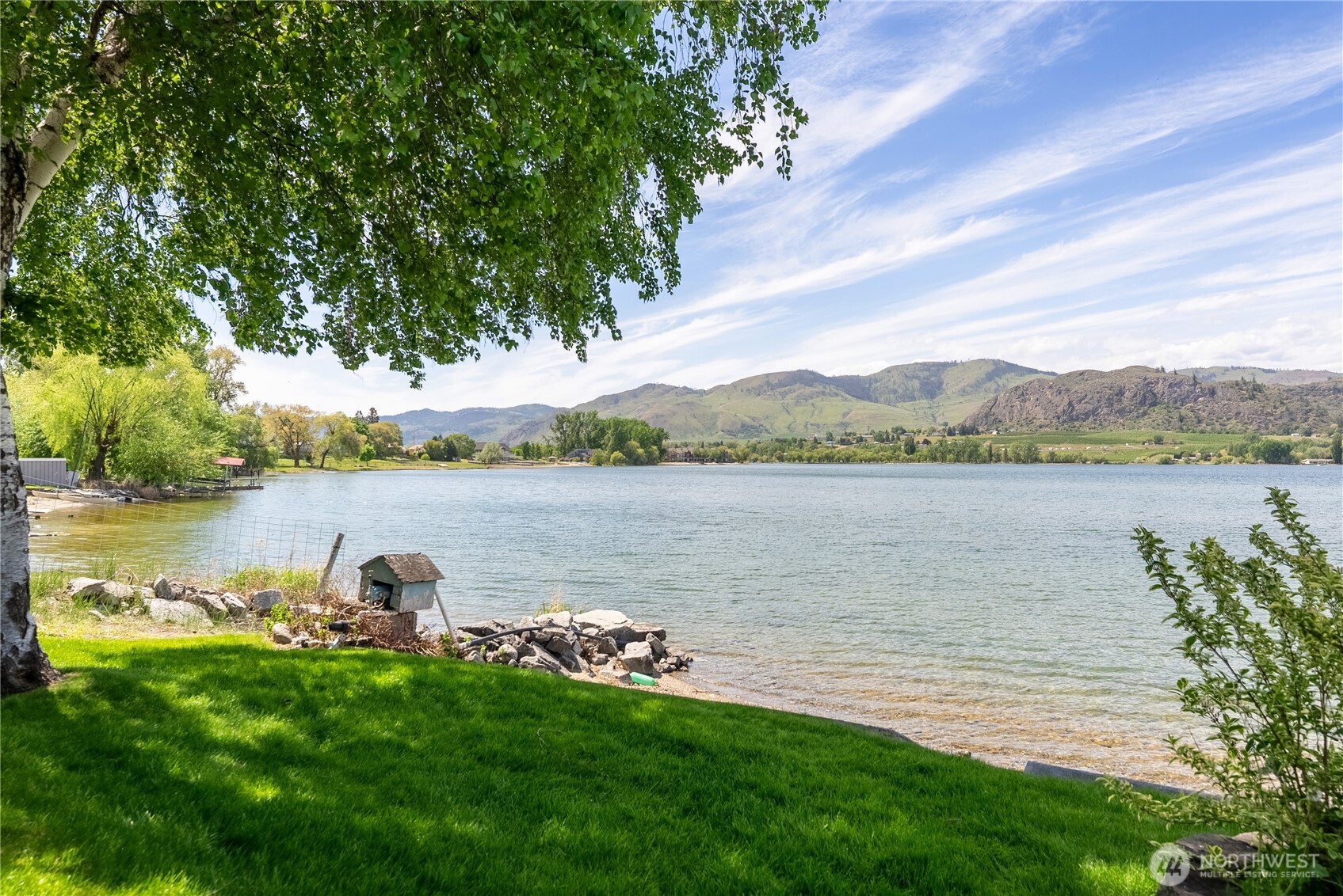 21 Lakeview Loop