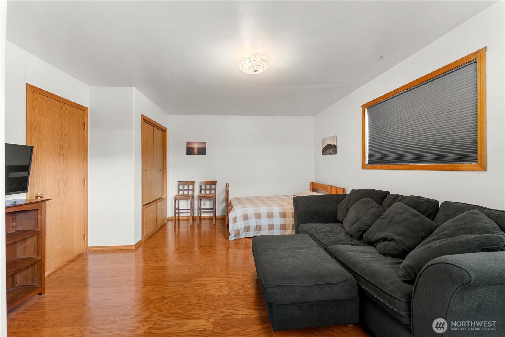 21 Lakeview Loop
