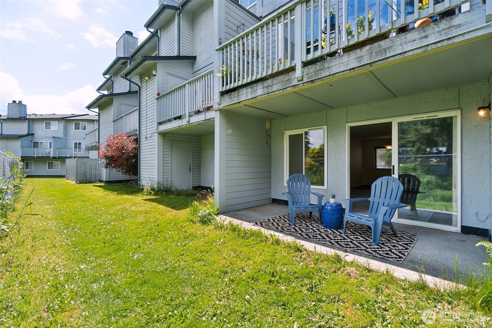 8823 Holly Drive Unit: H102