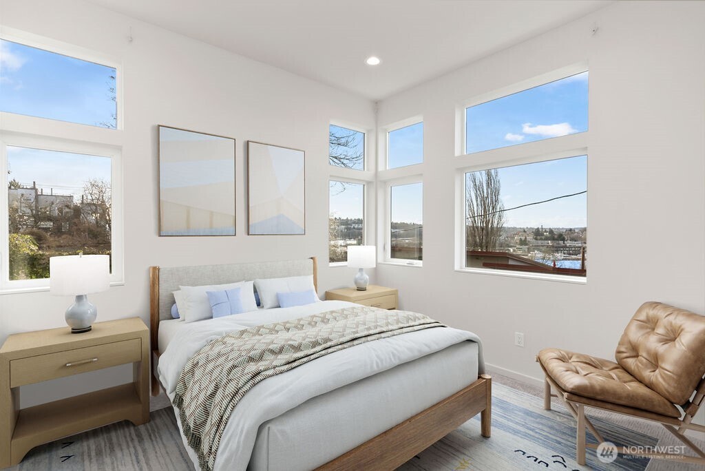 2921 Franklin Avenue E Unit: A